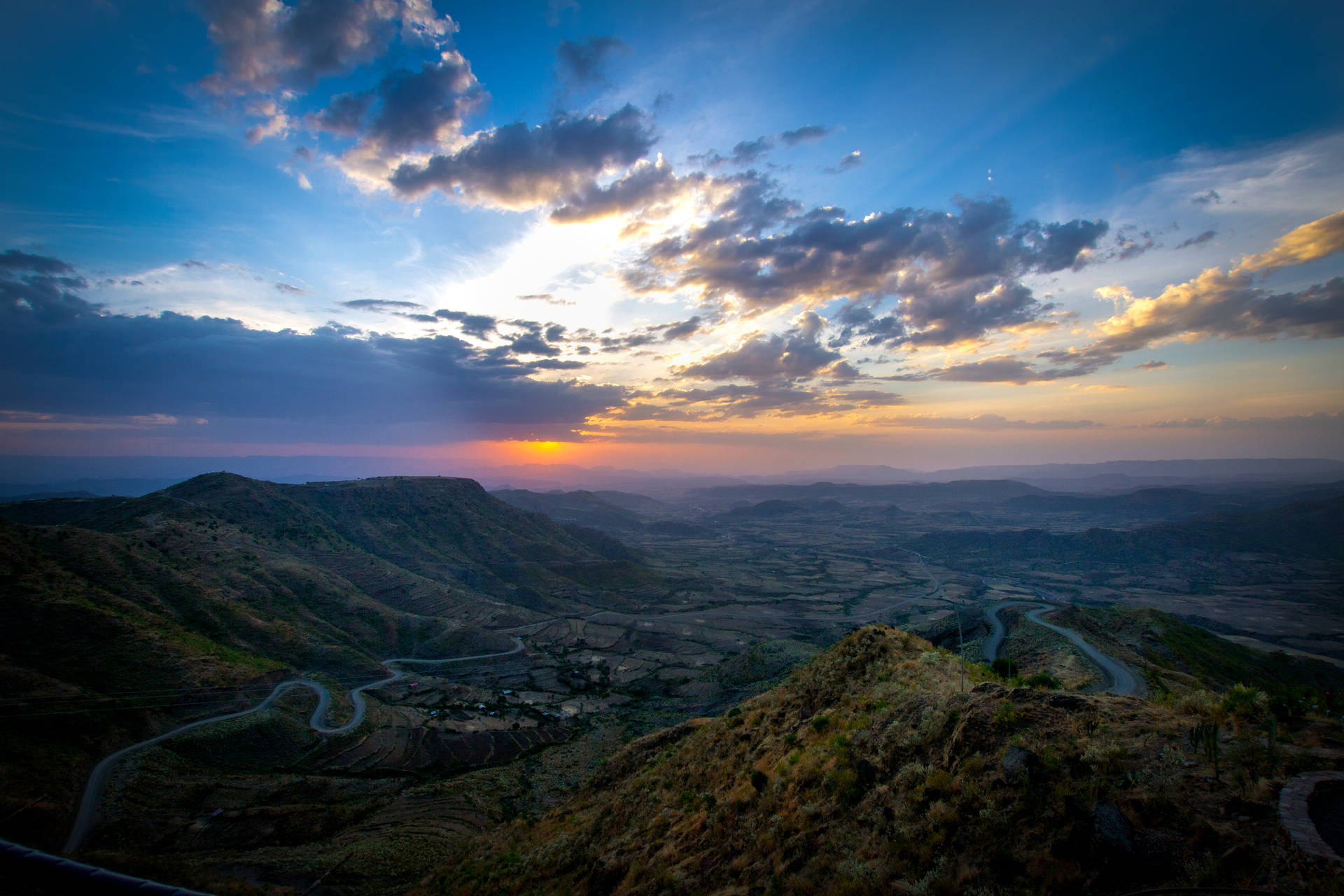 Ethiopia Lalibela Mountains Sunrise Background