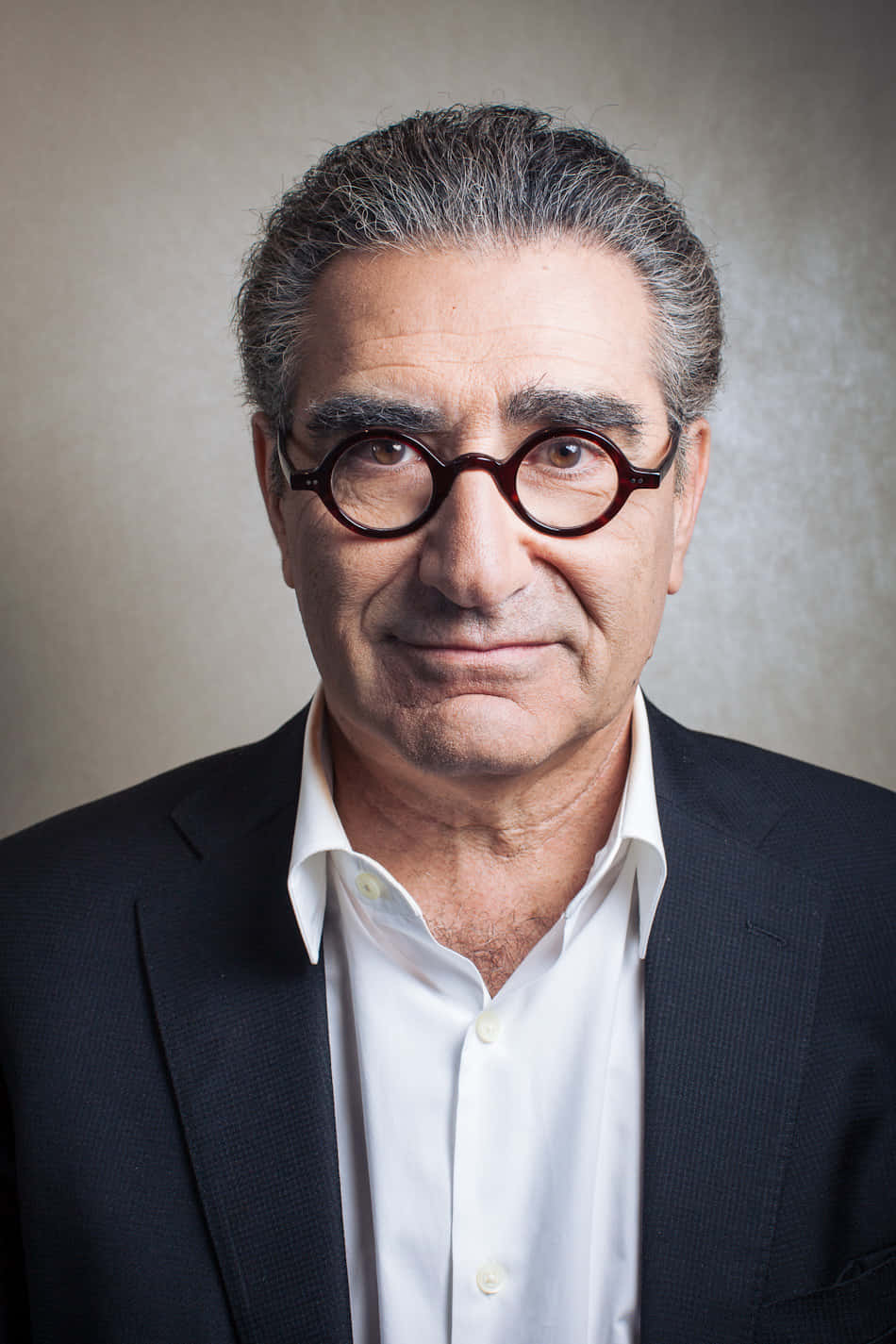 Eugene Levy 950 X 1425 Background