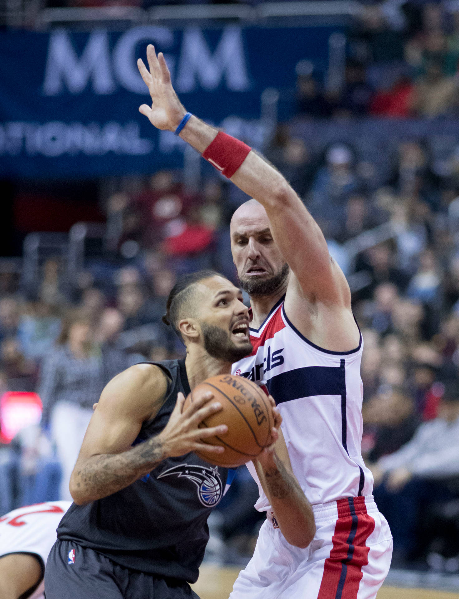 Evan Fournier Against Marcin Gortat Magic Vs. Wizards Background