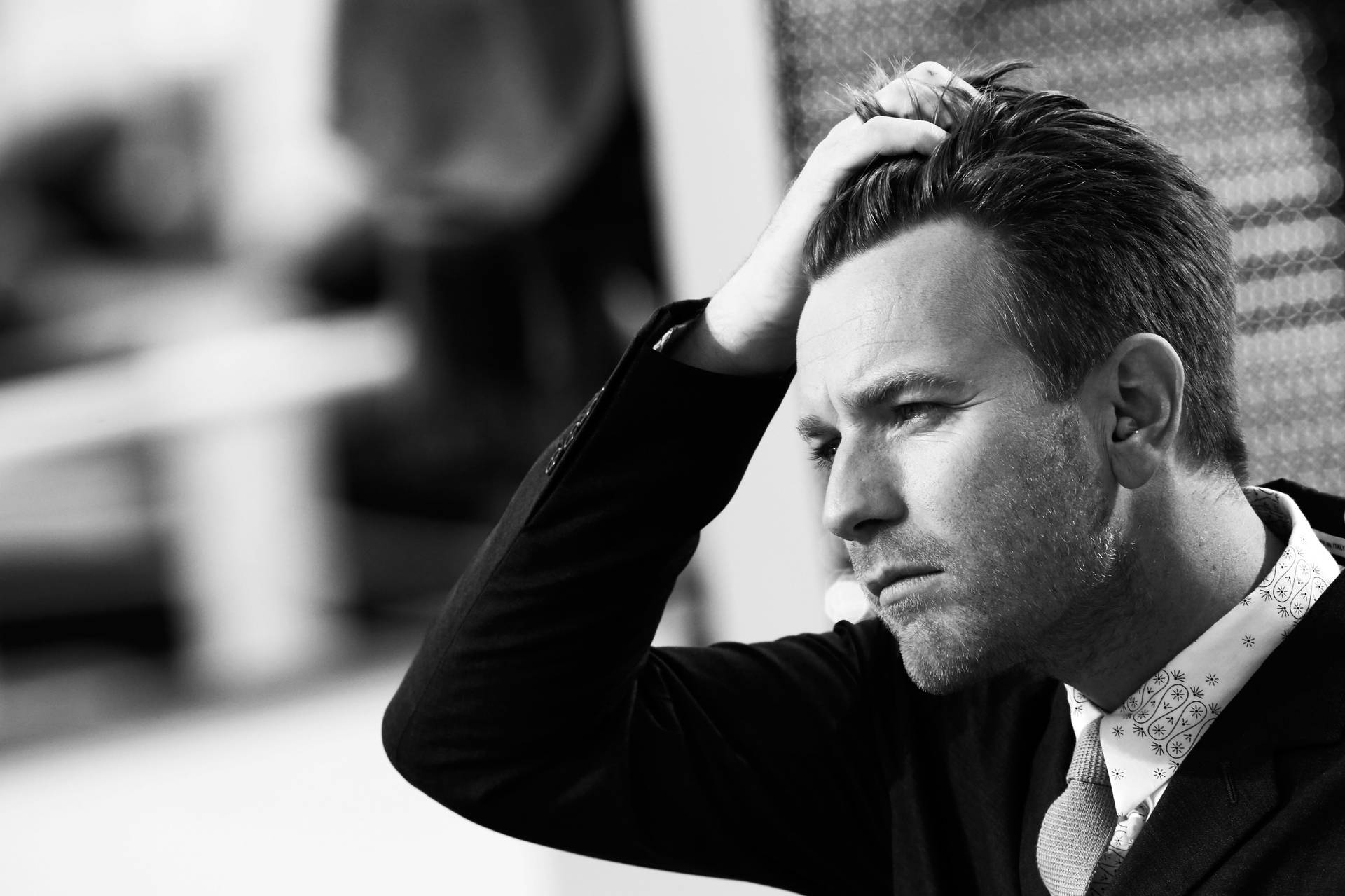 Ewan Mcgregor Hair Flip Handsome Swag Background