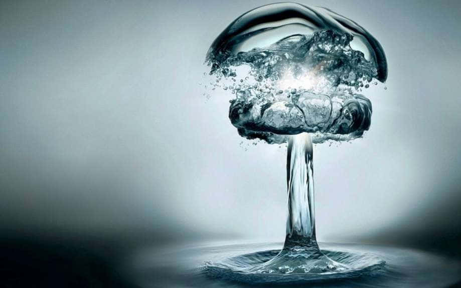 Exceptional Water Explosion Background
