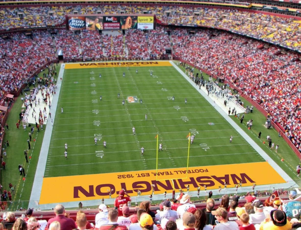 Exciting Game Of Washington Football Team Background