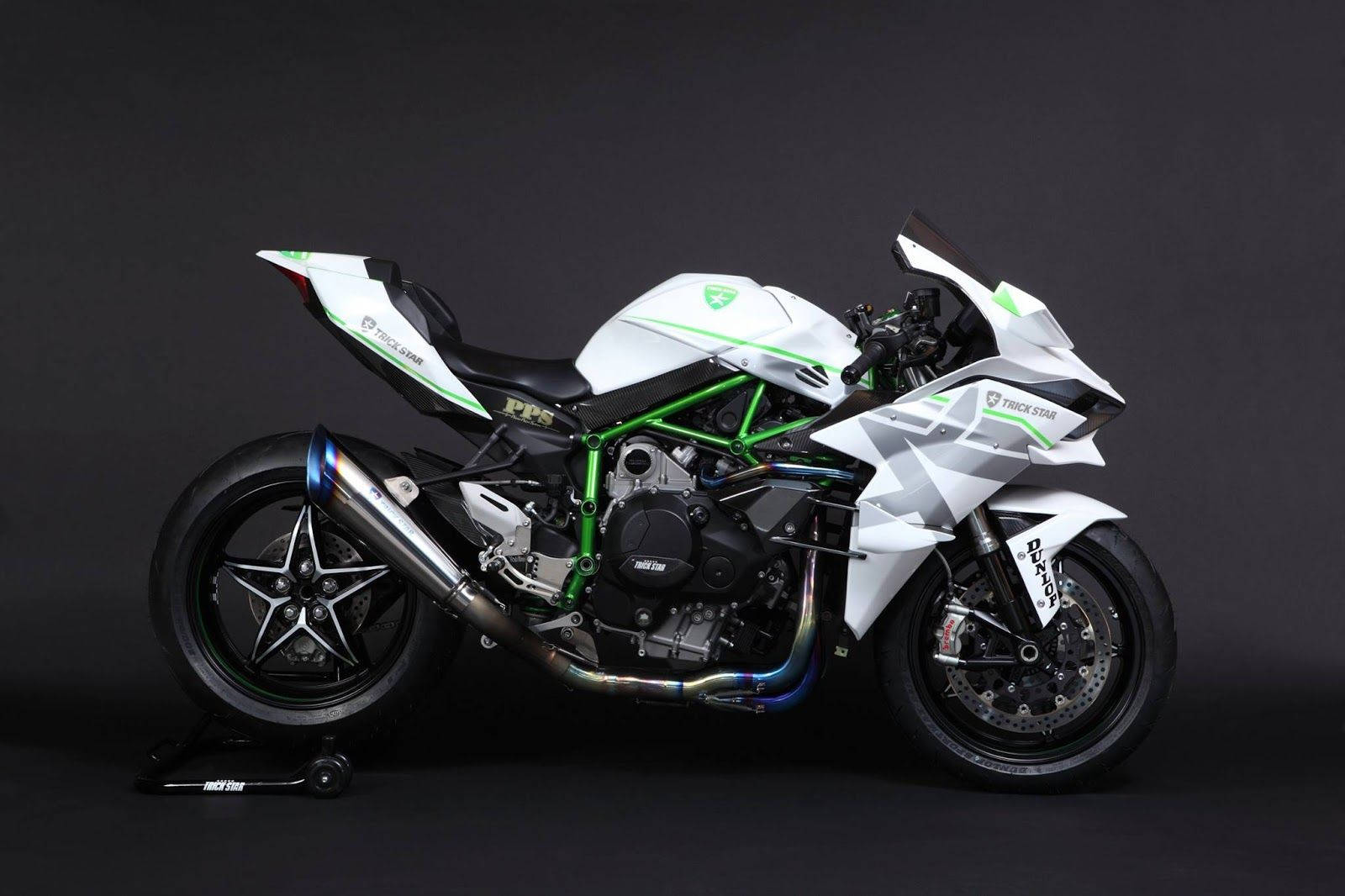 Exhilarating Power - The White And Black Kawasaki H2r