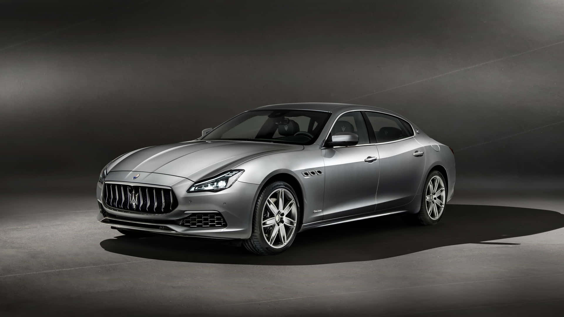 Exotic Luxury - Experience The Beauty Of A 4k Maserati Background