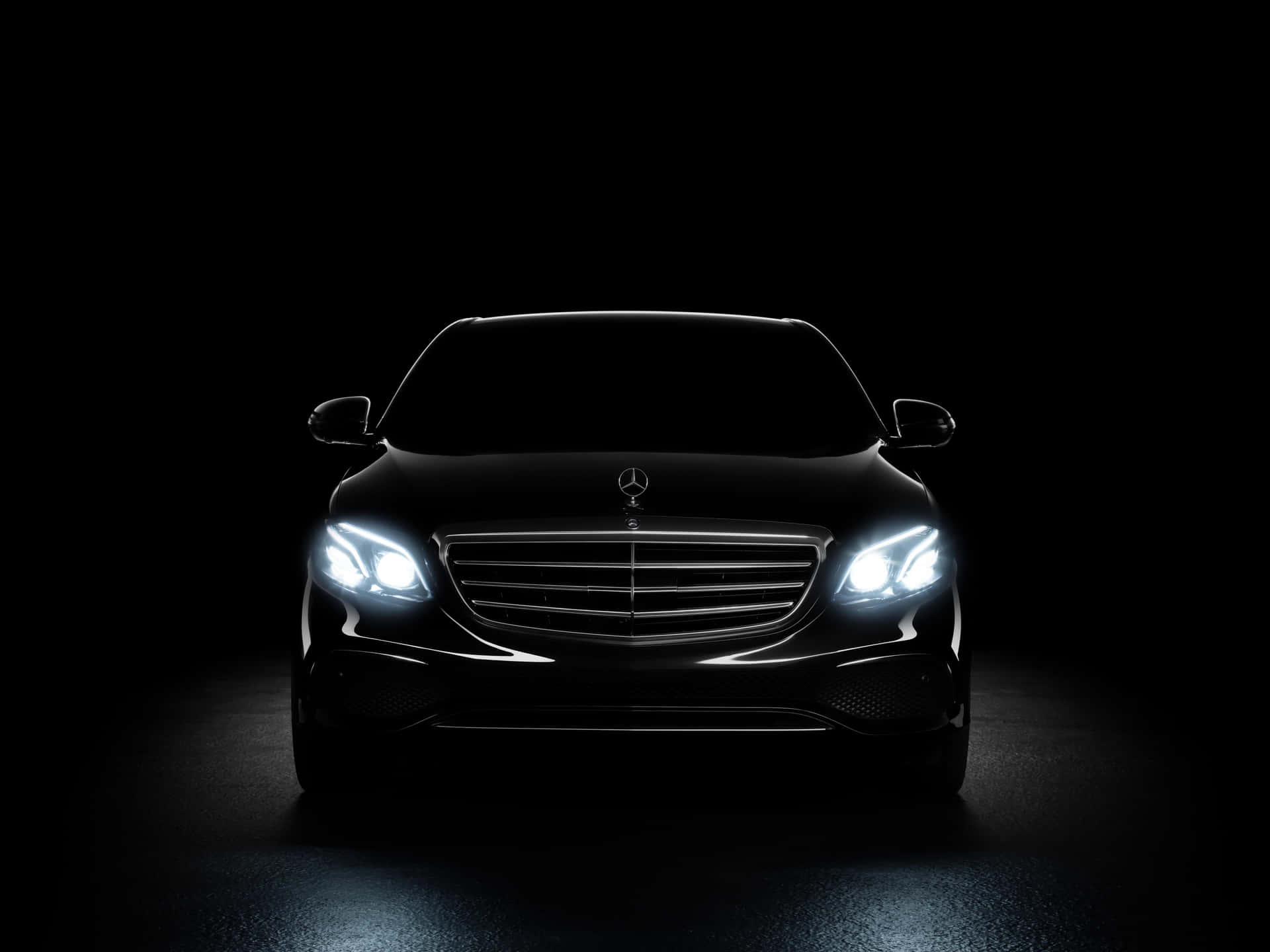 Experience Luxurious Sophistication In The Timeless Mercedes Benz E-class