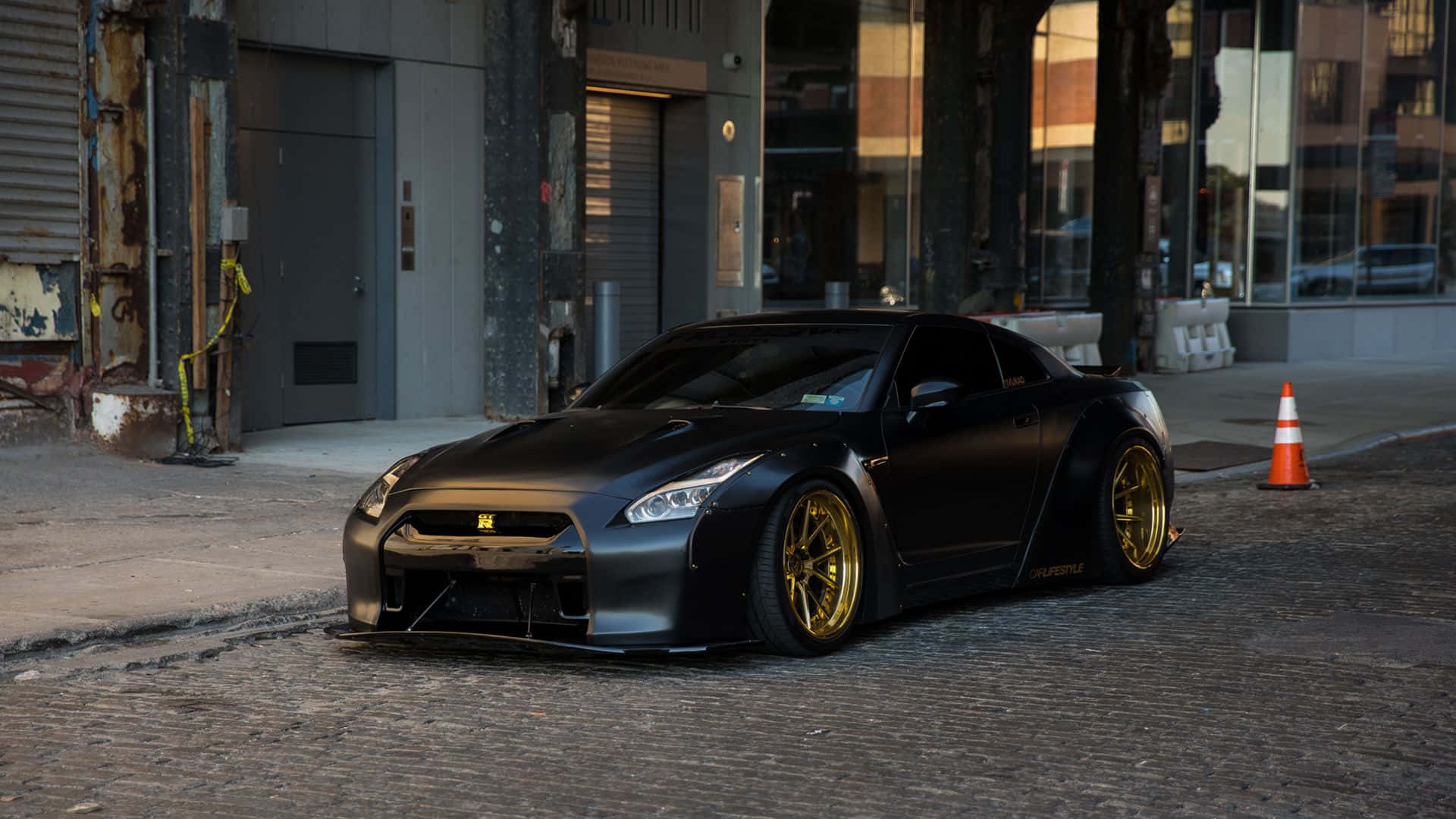 Experience Sheer Power With The Cool Gtr