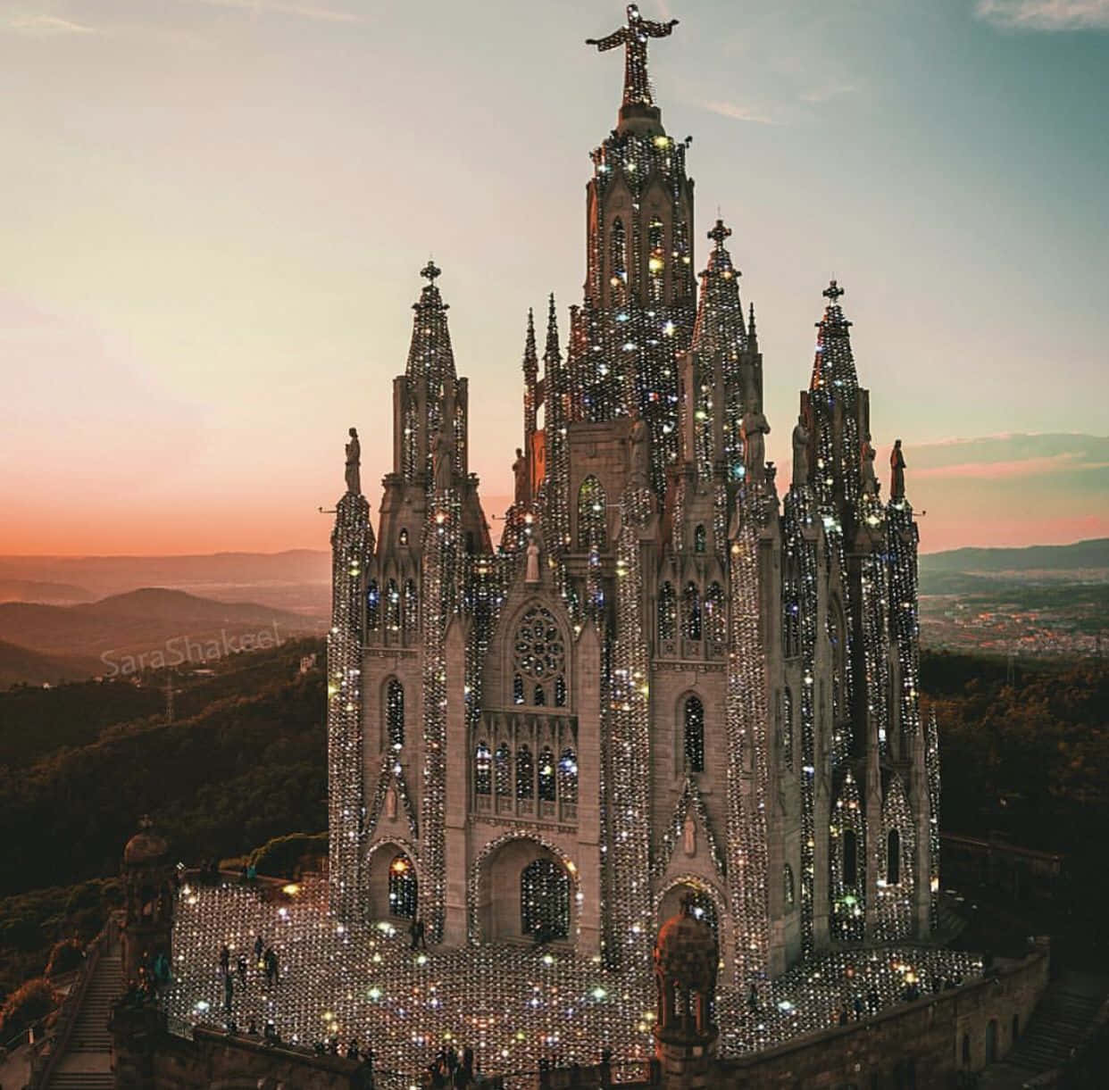 Experience The Beauty Of A Castle Aesthetic Background