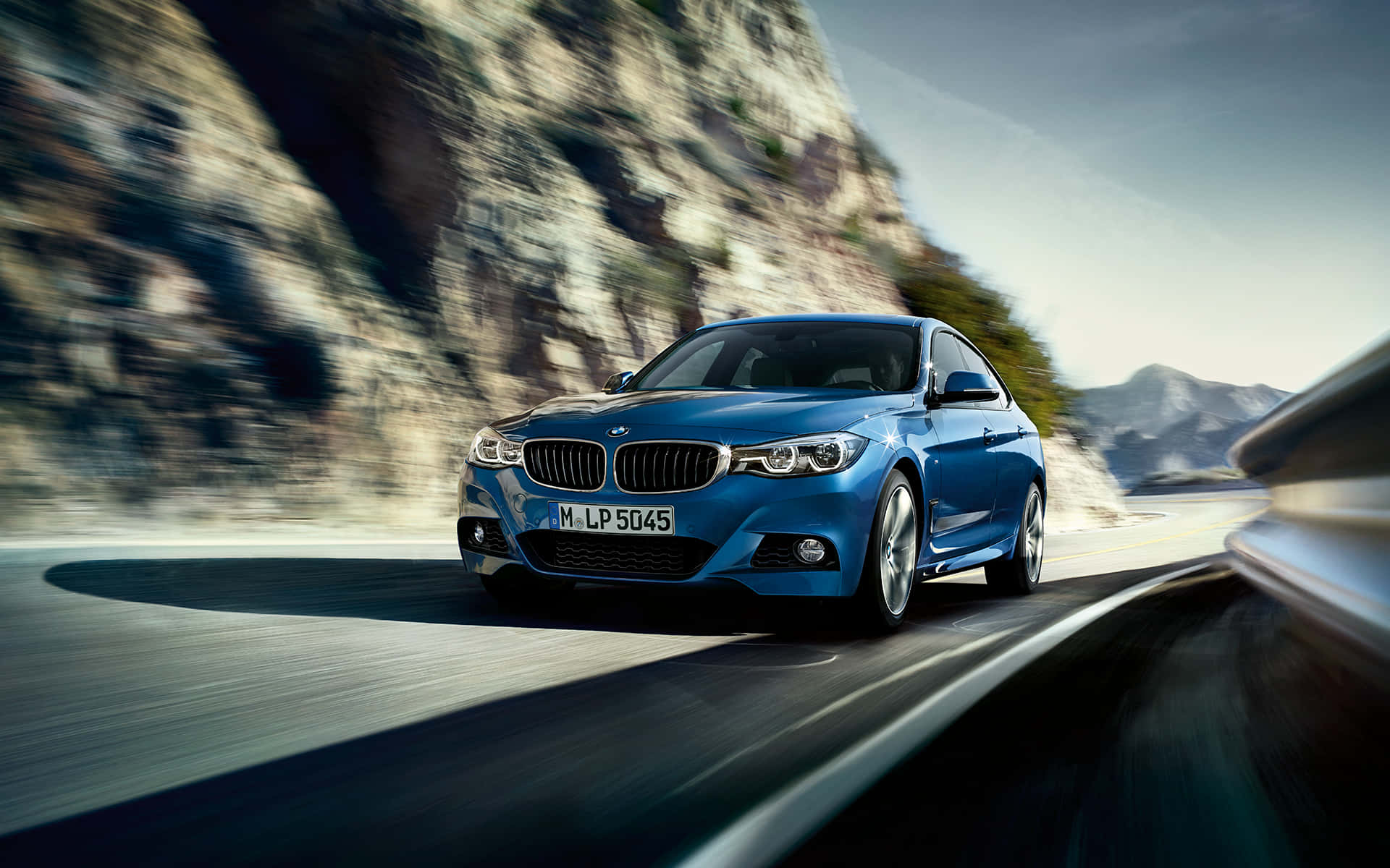 Experience The Excitement Of A Bmw 328 Background