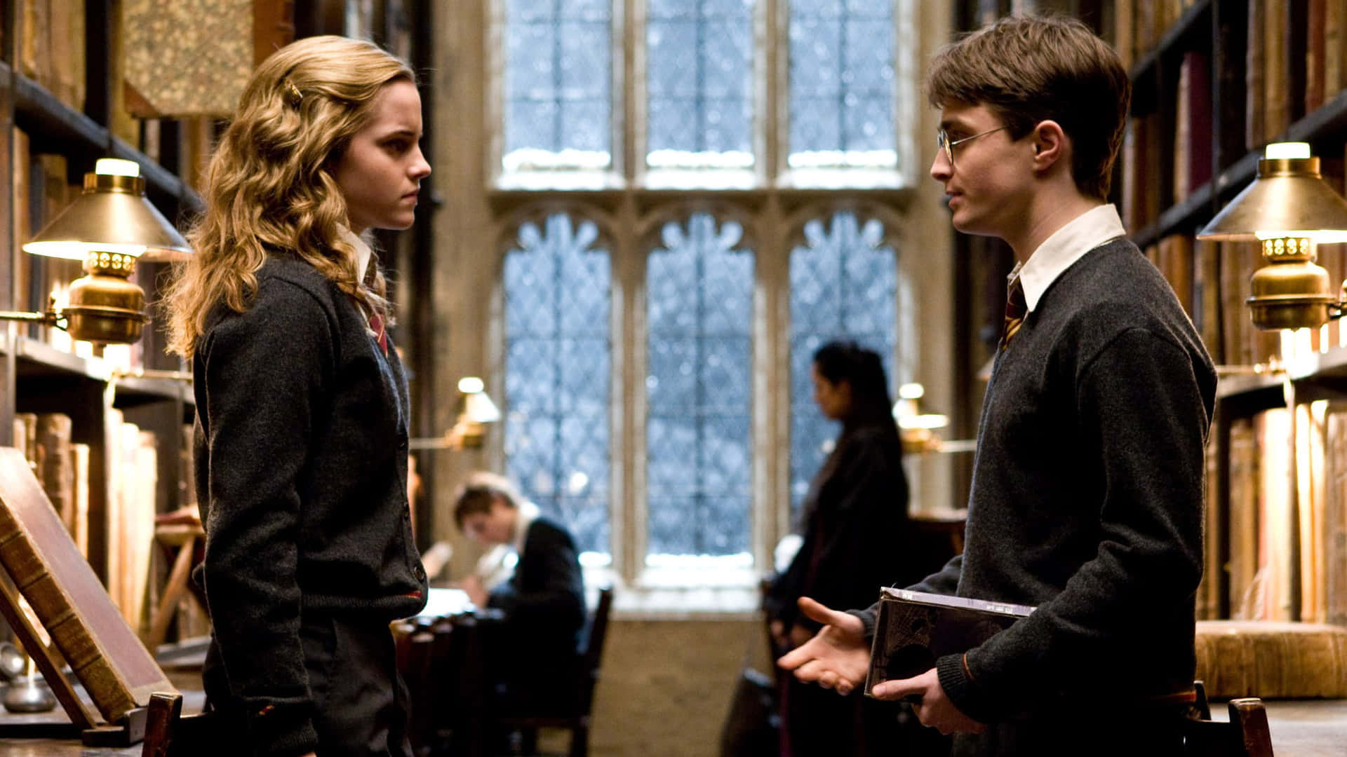 Experience The Magic At The Harry Potter Landscape Background