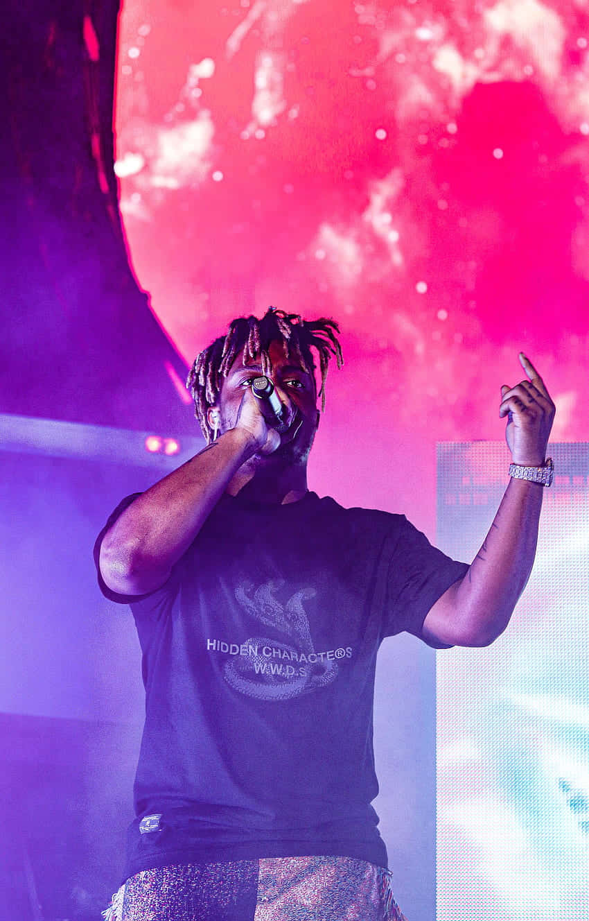 Experience The Phenomenon Of Juice Wrld's Concert