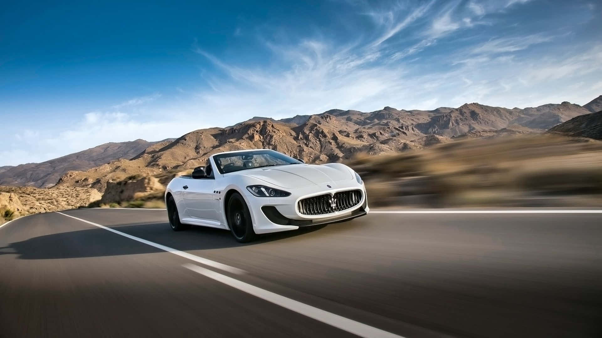 Experience The Power And Excellence Of The 4k Maserati Background