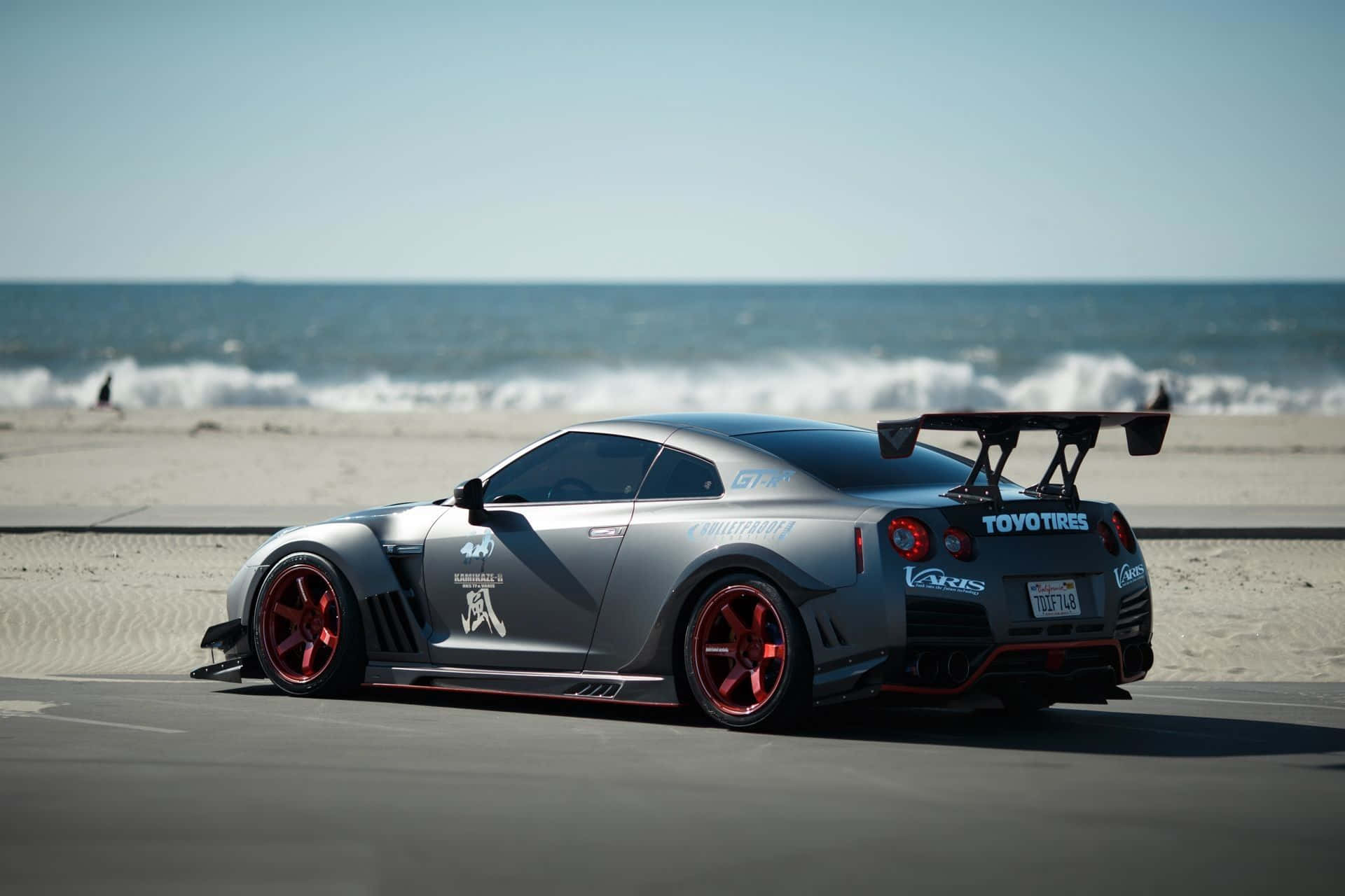 Experience Unmatched Speed And Style With Nissan's Gtr R35 Background