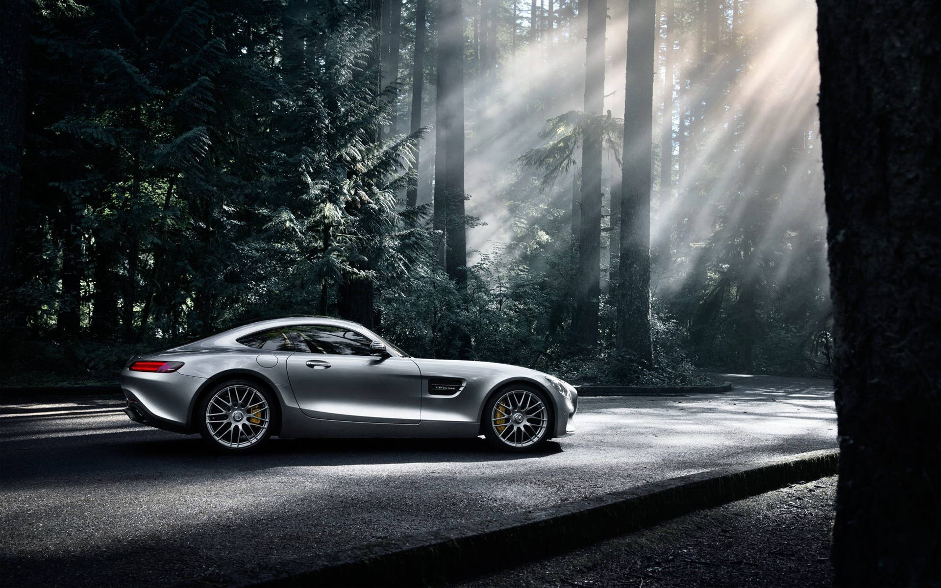 Experience Unparalleled Performance With The Mercedes-benz Amg. Background