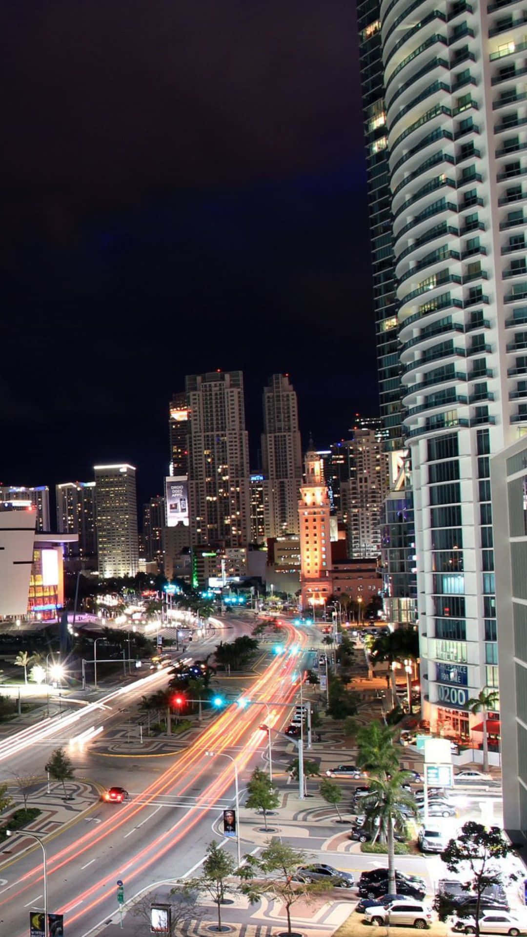 Explore The Beauty Of Miami With Your Iphone Background