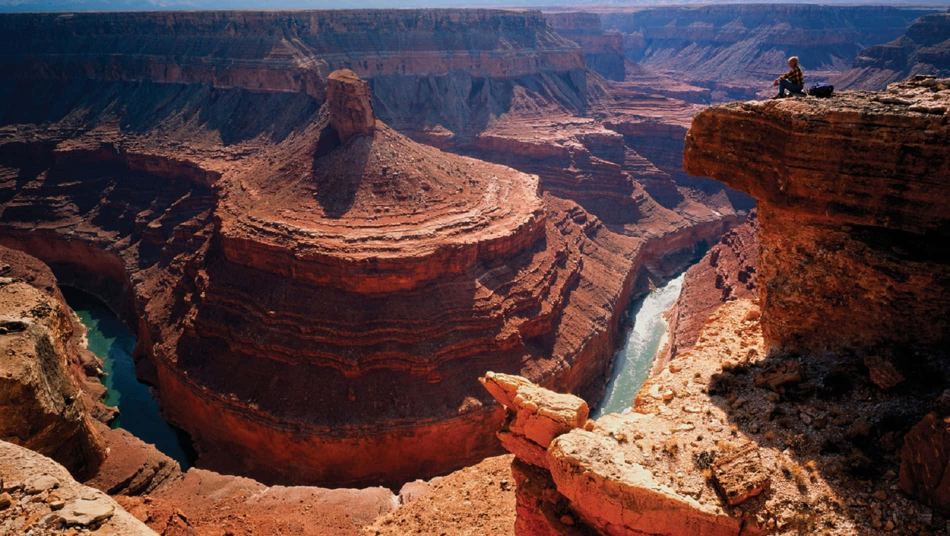 Explore The Beauty Of Yellowstone National Park