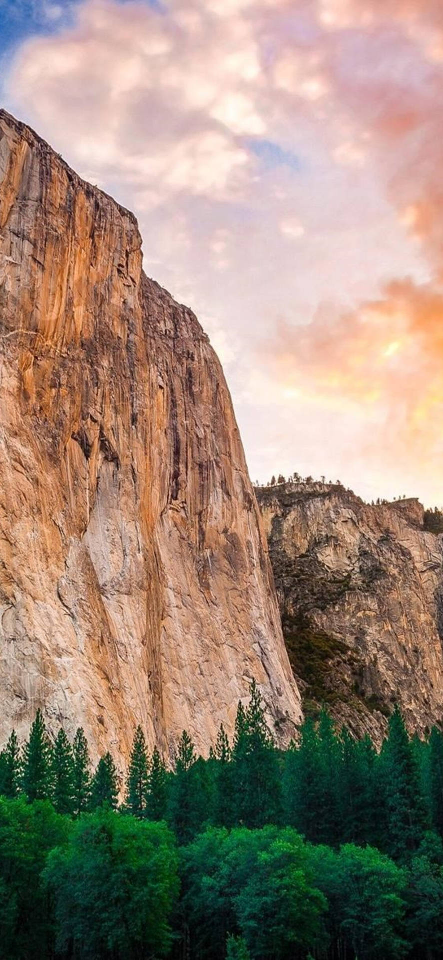 Explore The Beauty Of Yosemite National Park With Your Iphone Background