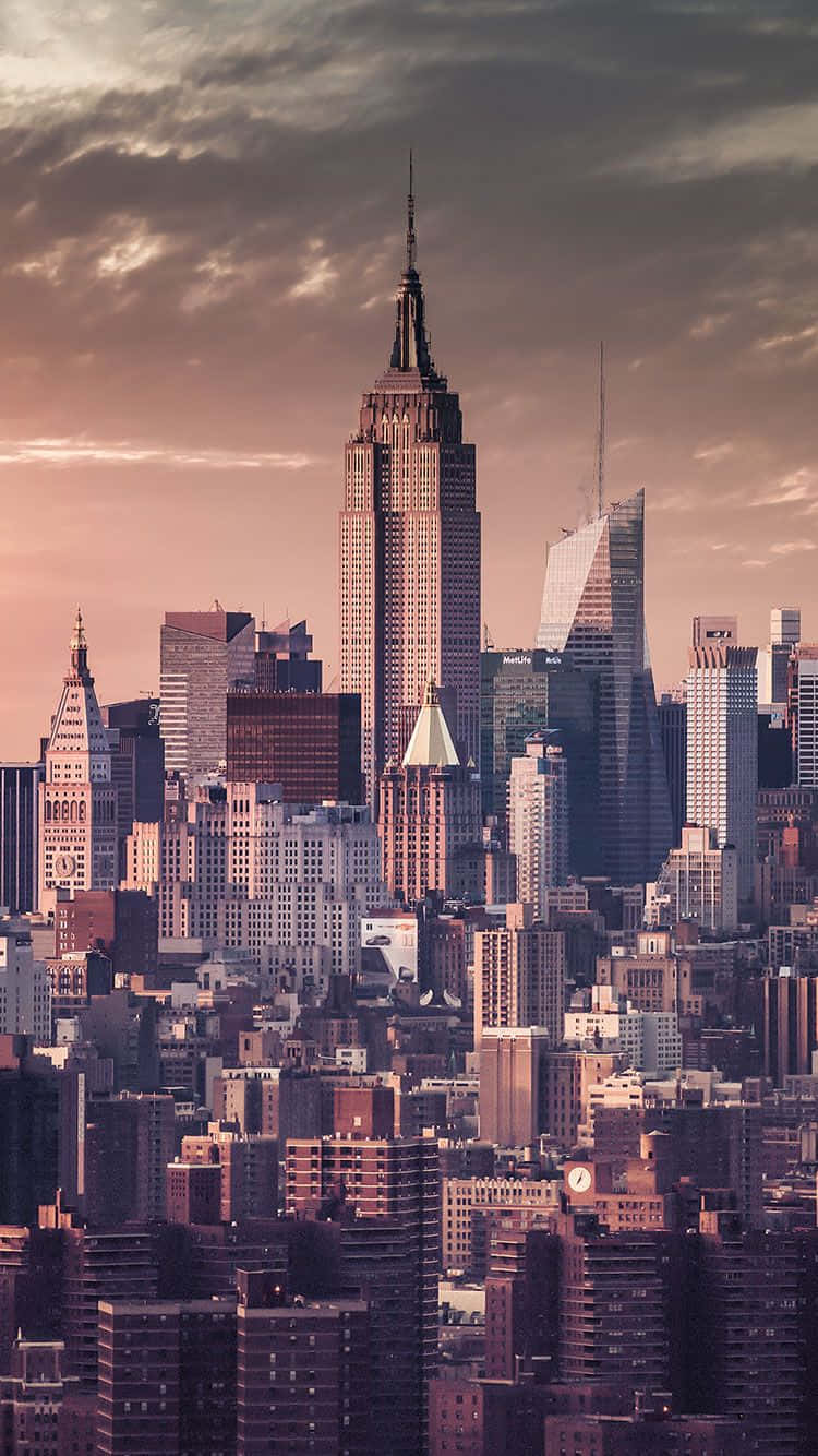 Explore The Wonders Of New York With Your Iphone X Background