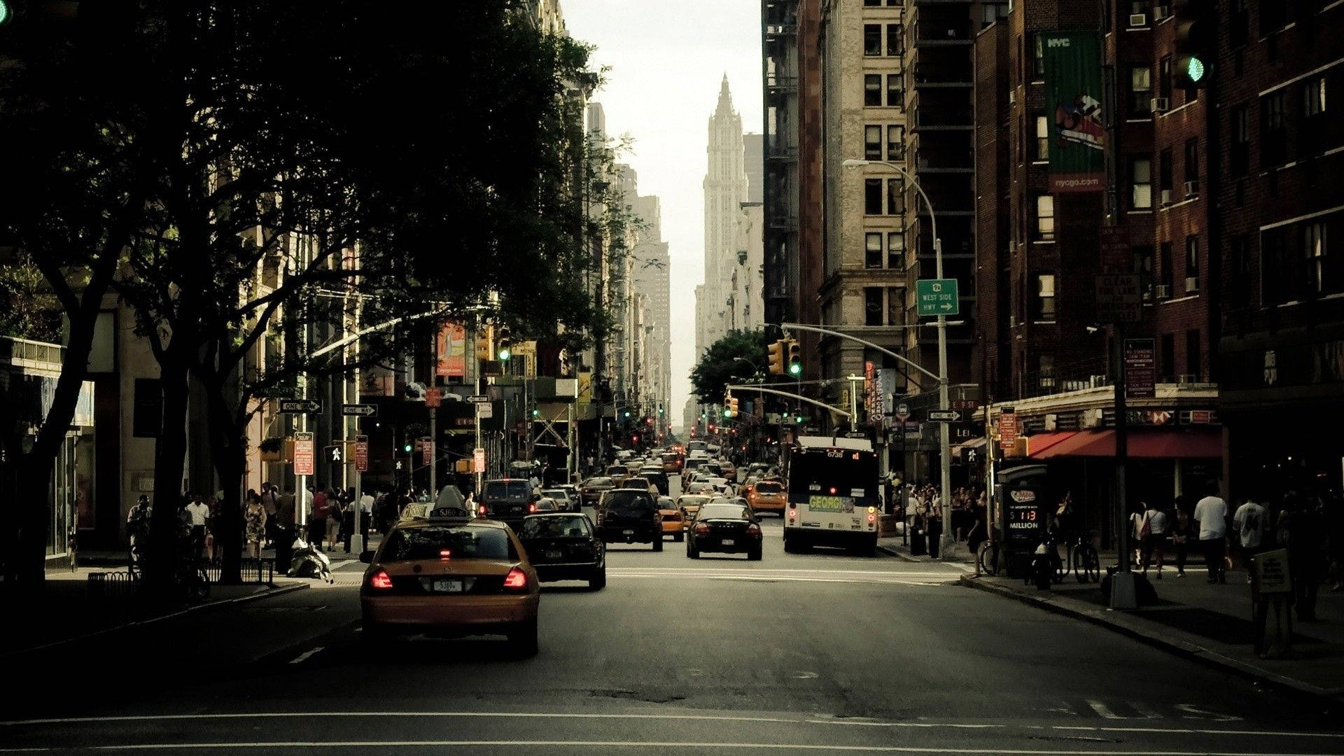 Exploring The Busy Streets Of New York City Background