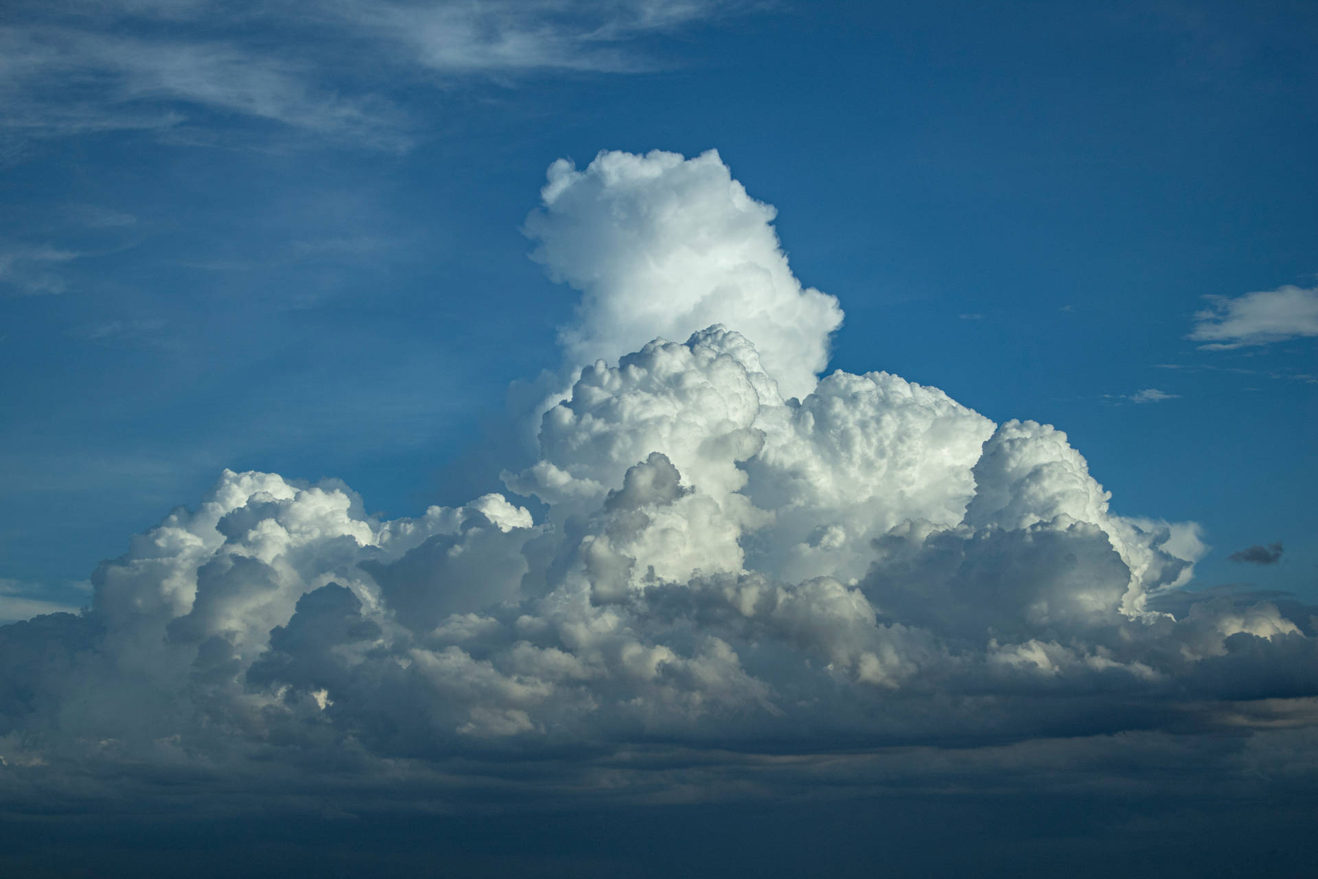 Explosion-like Blue Aesthetic Cloud Background