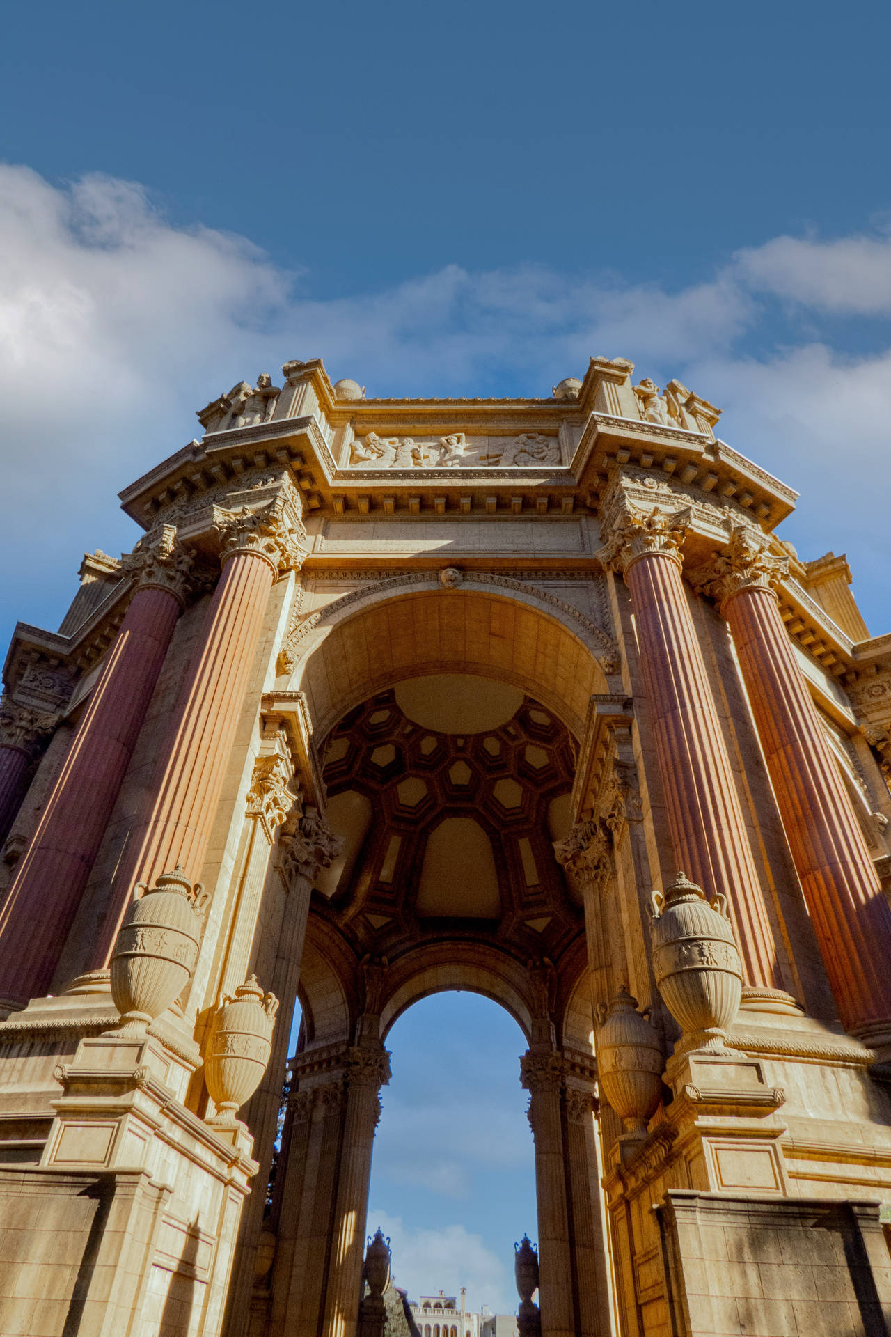 Exquisite Ceiling Detail Of The Palace Of Fine Arts Background