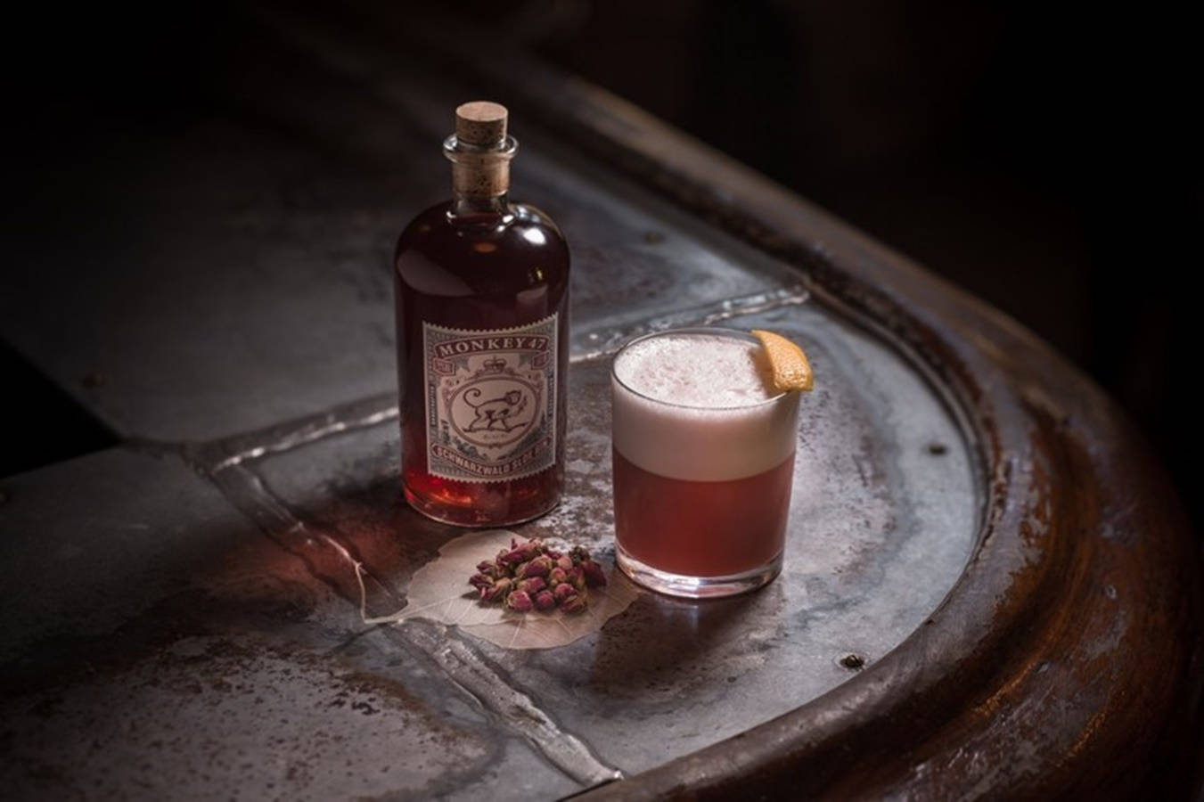 Exquisite Sloe Gin Fizz Cocktail Made With Monkey 47 Background