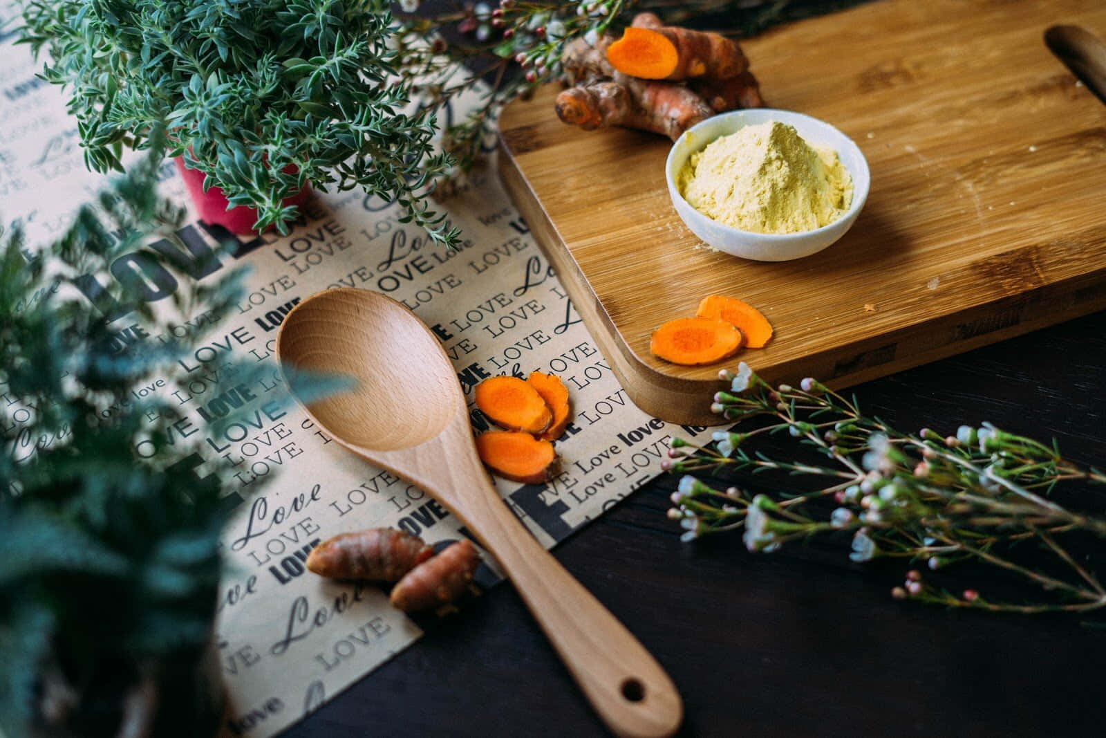 Exquisite Turmeric Spices On Chopping Board Background