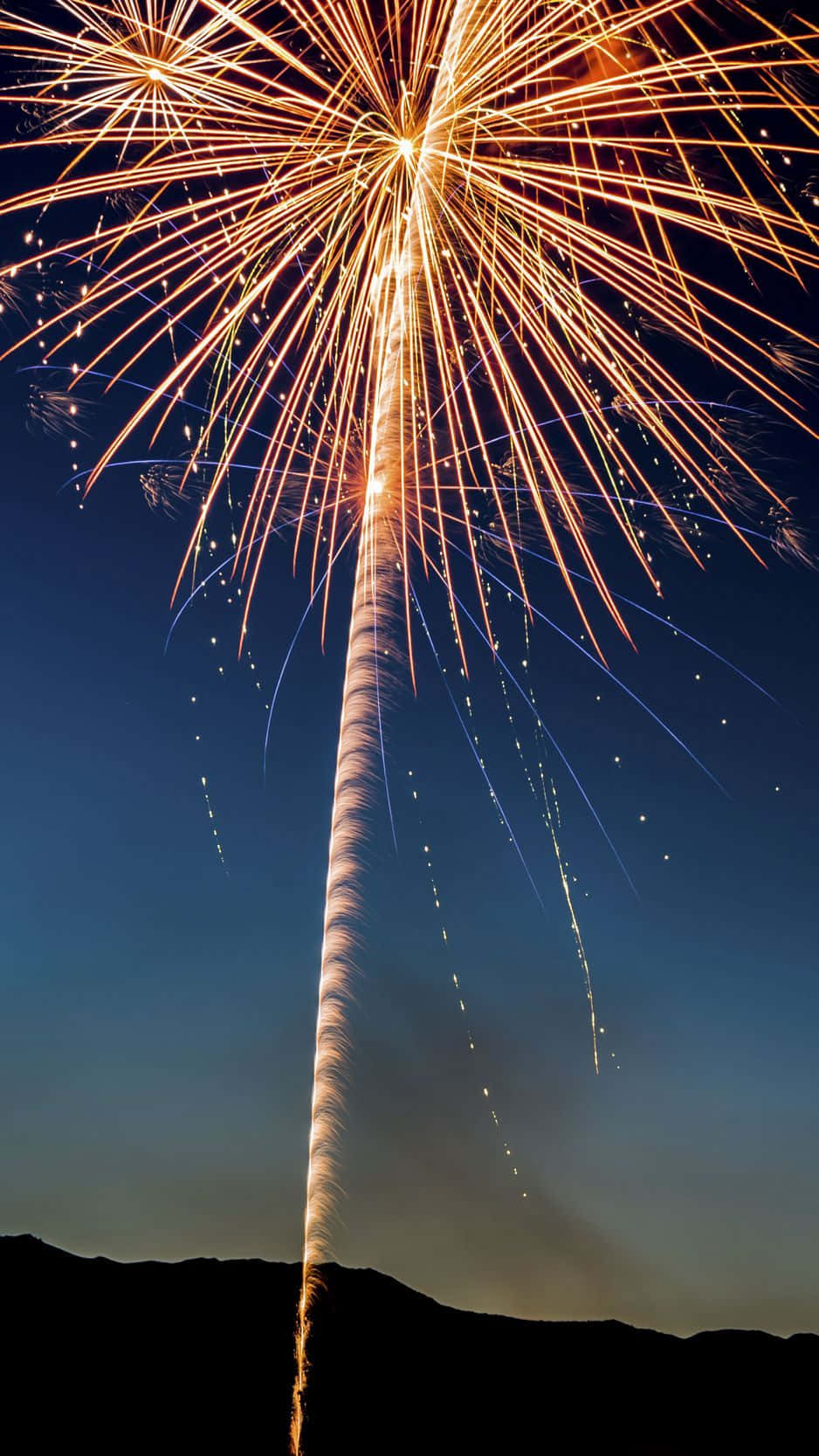 Extravagant Firework Holiday Iphone Background