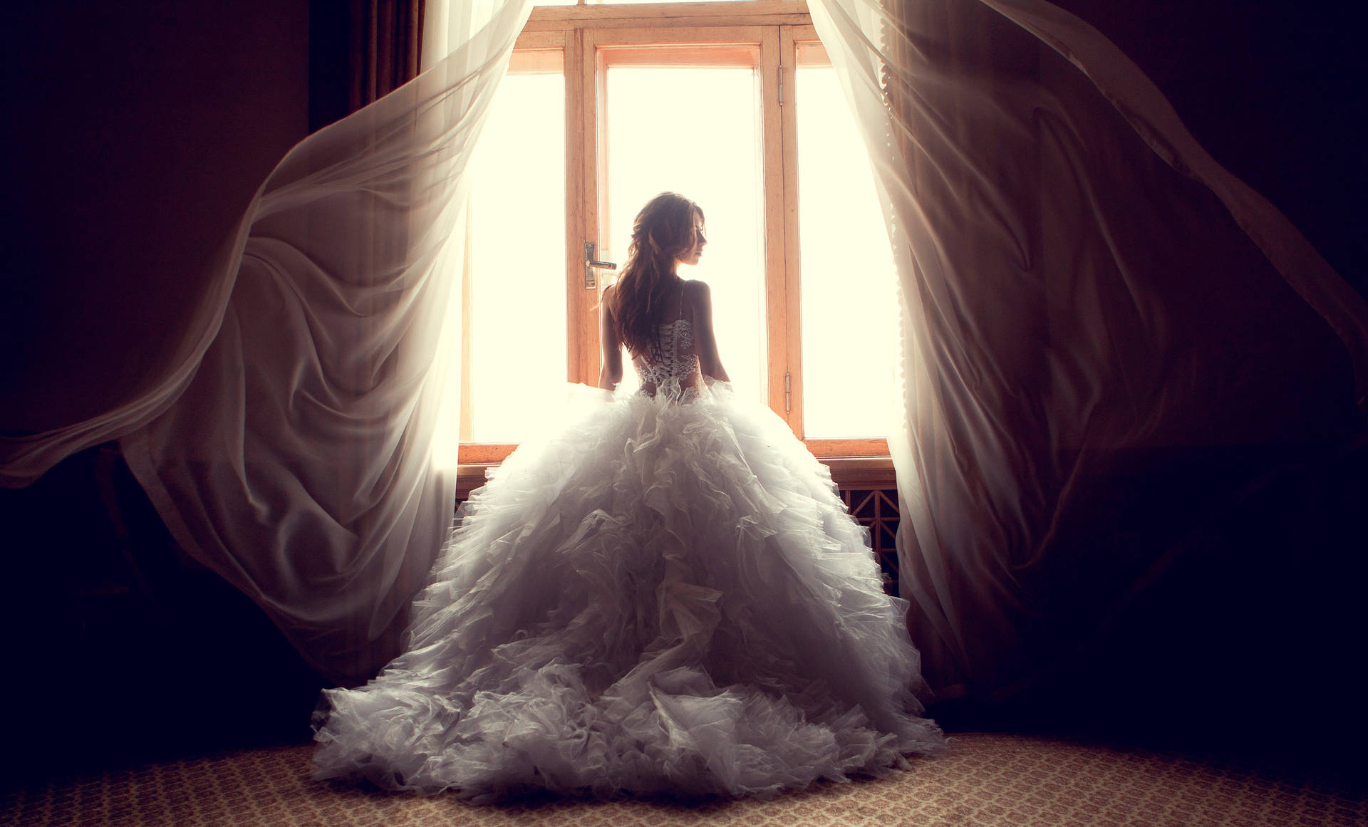 Extravagant Wedding Dress Background