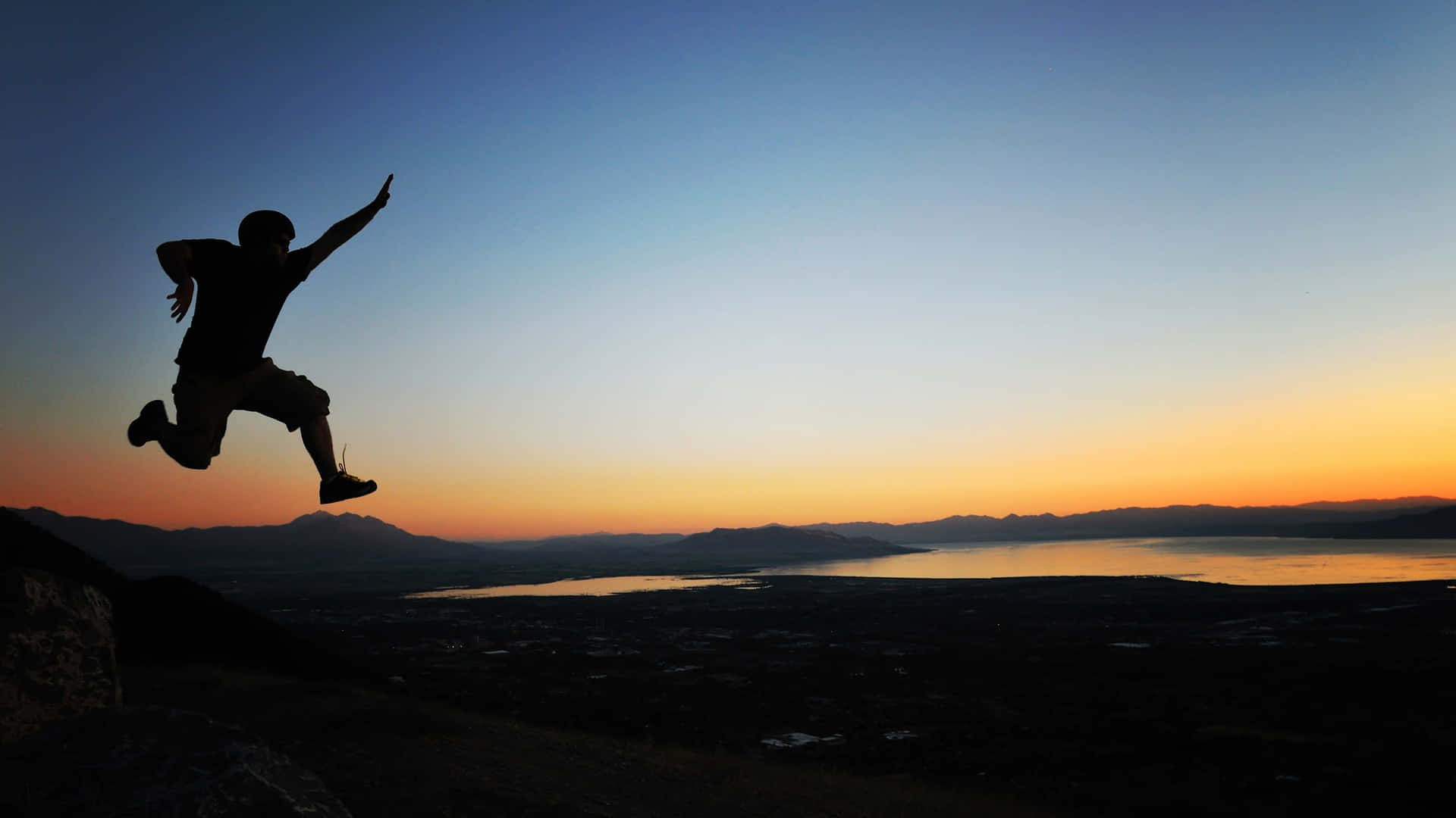 Extreme Jump Silhouette