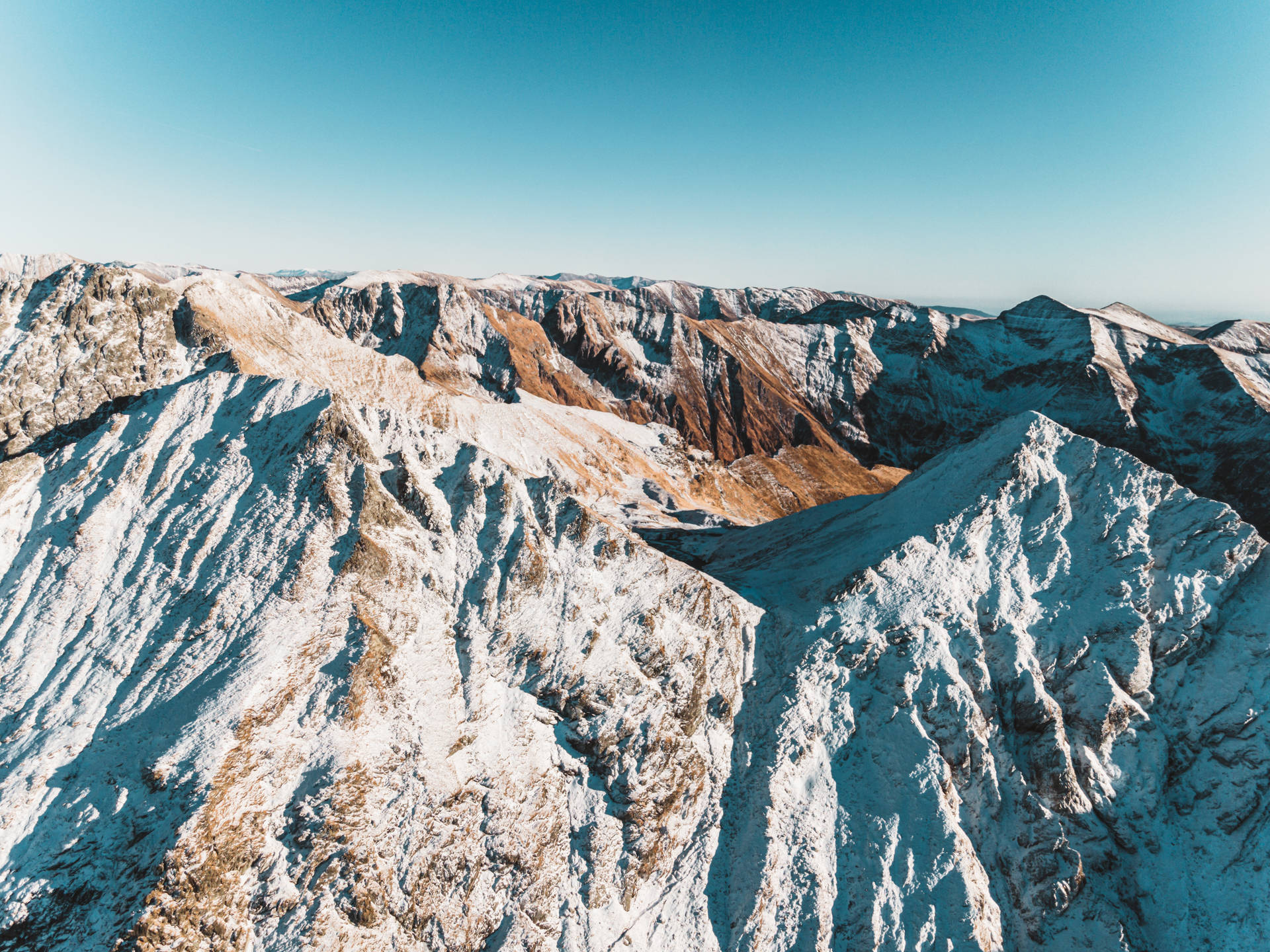 Fagaraș Mountains Most Beautiful Nature Background