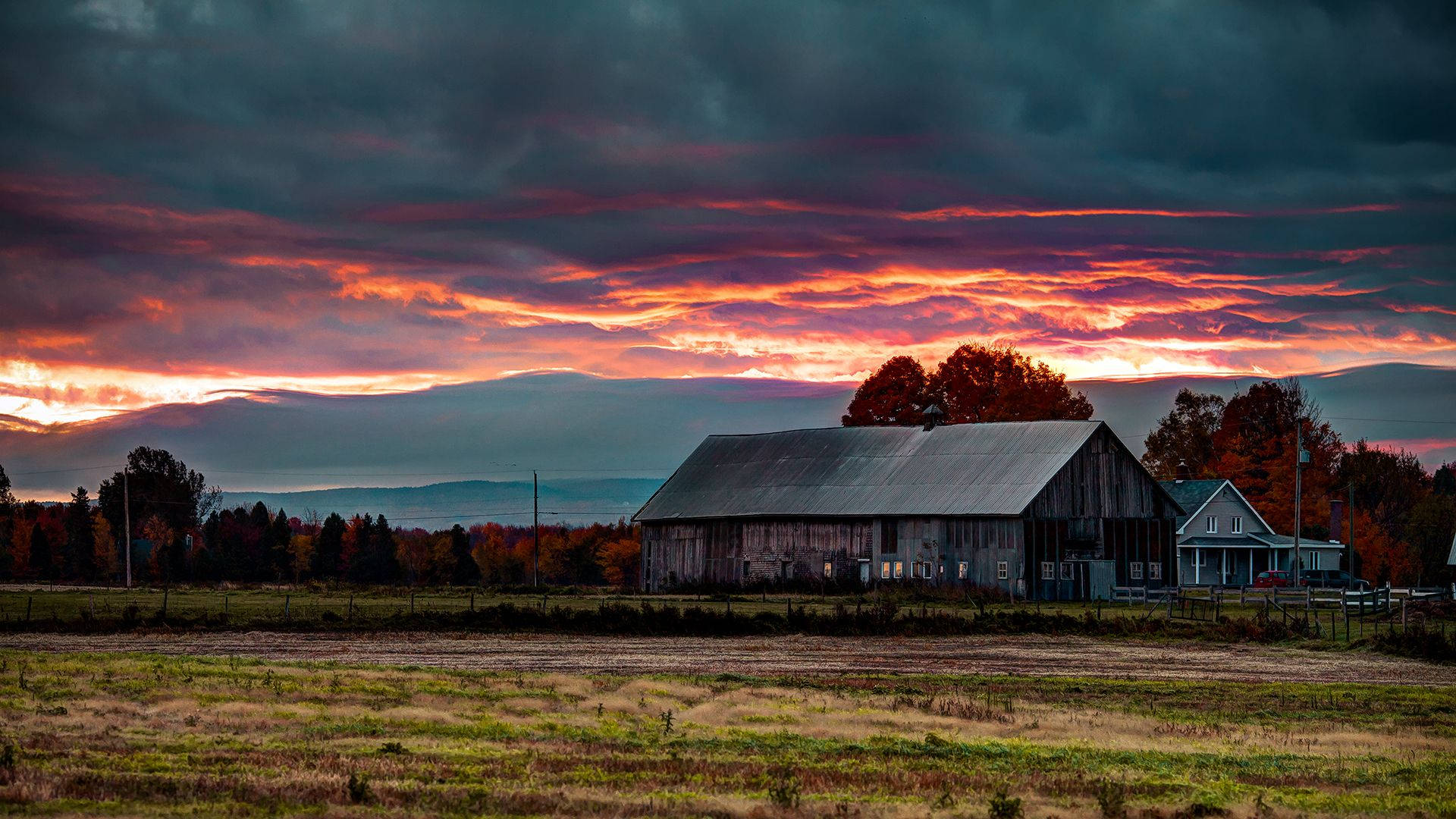 Fall Farm Open Field Sunset Background