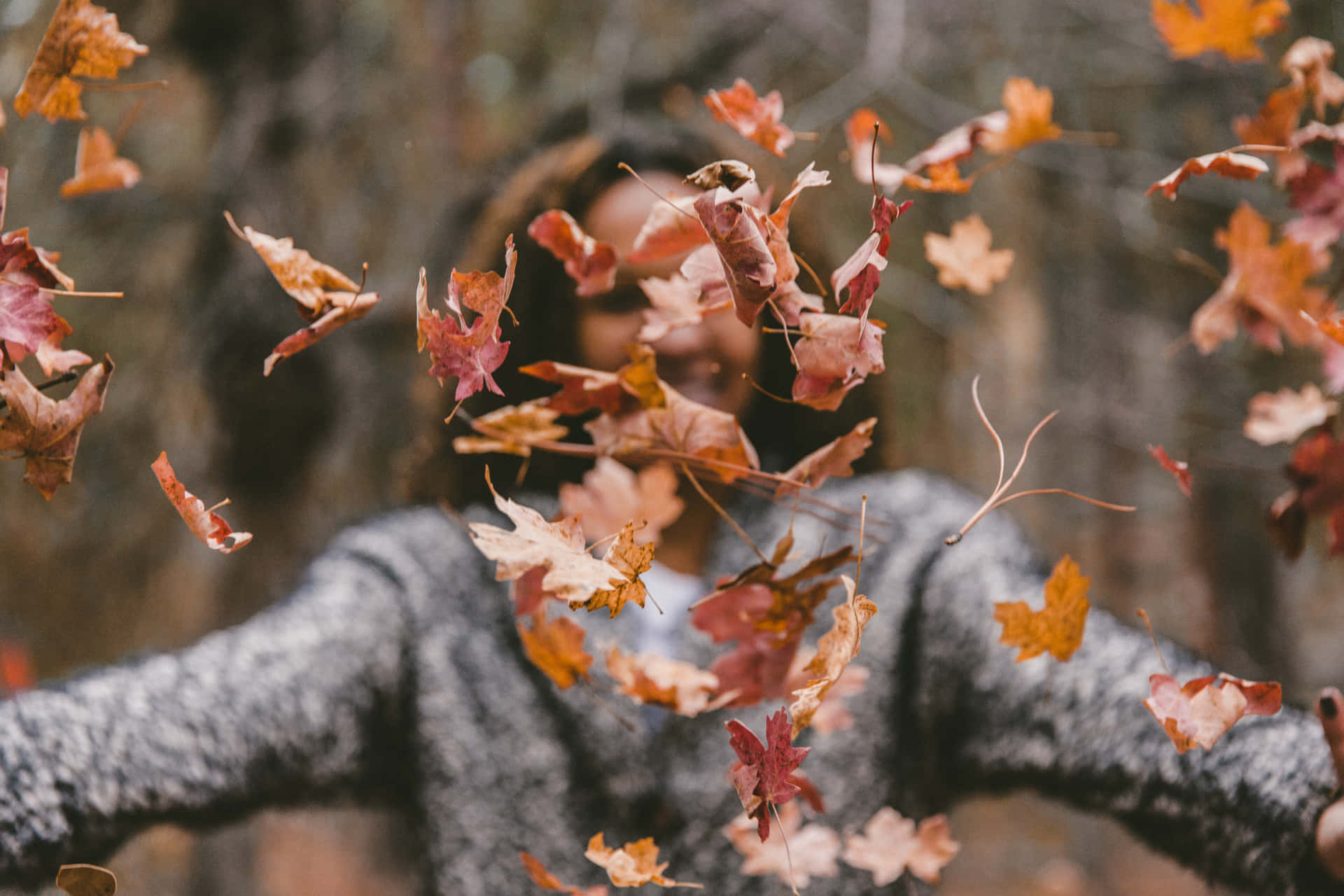 Fall Tumblr Girl Throwing Leaves Background