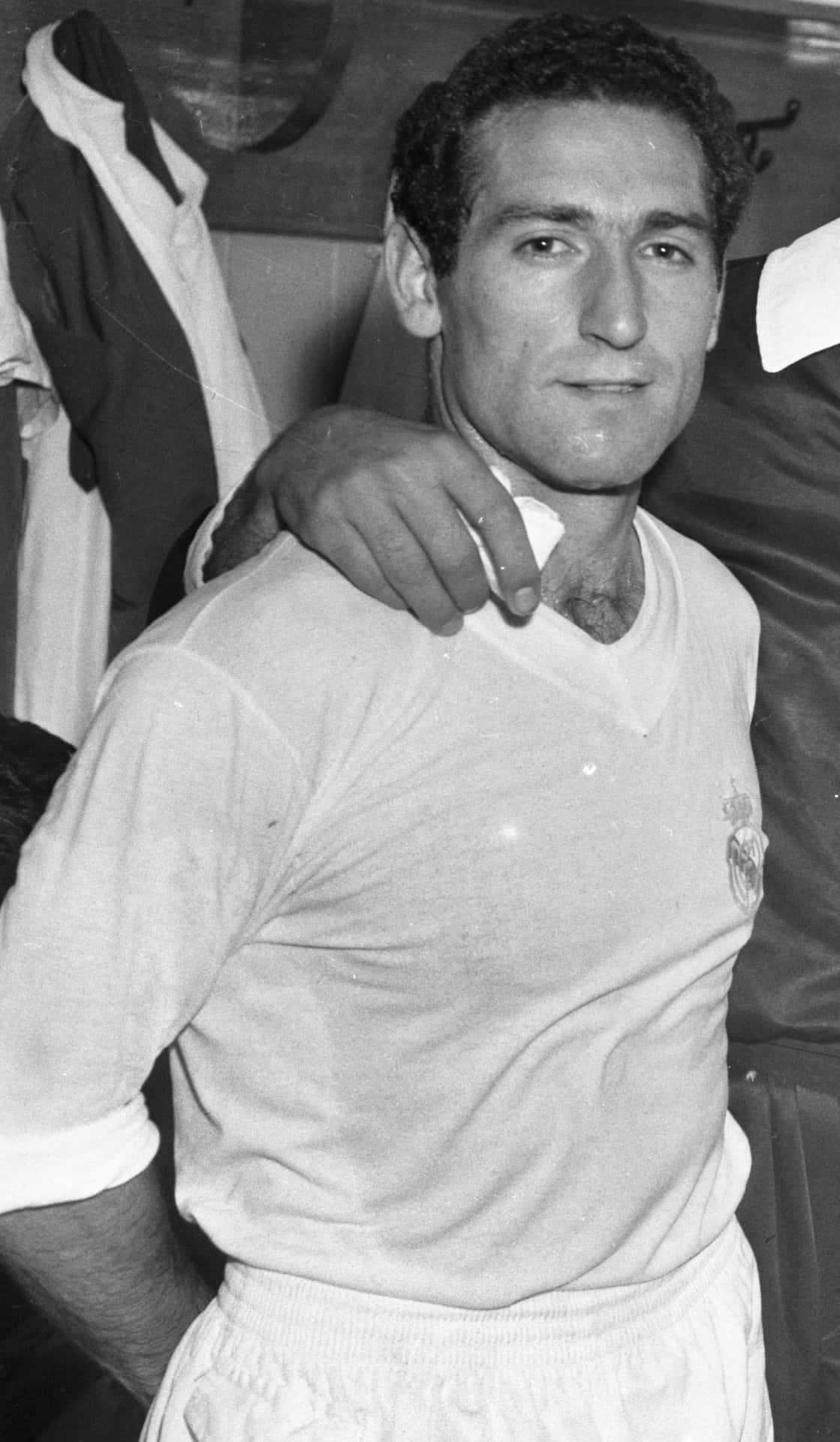 Famous Spanish Football Player Francisco Gento Background