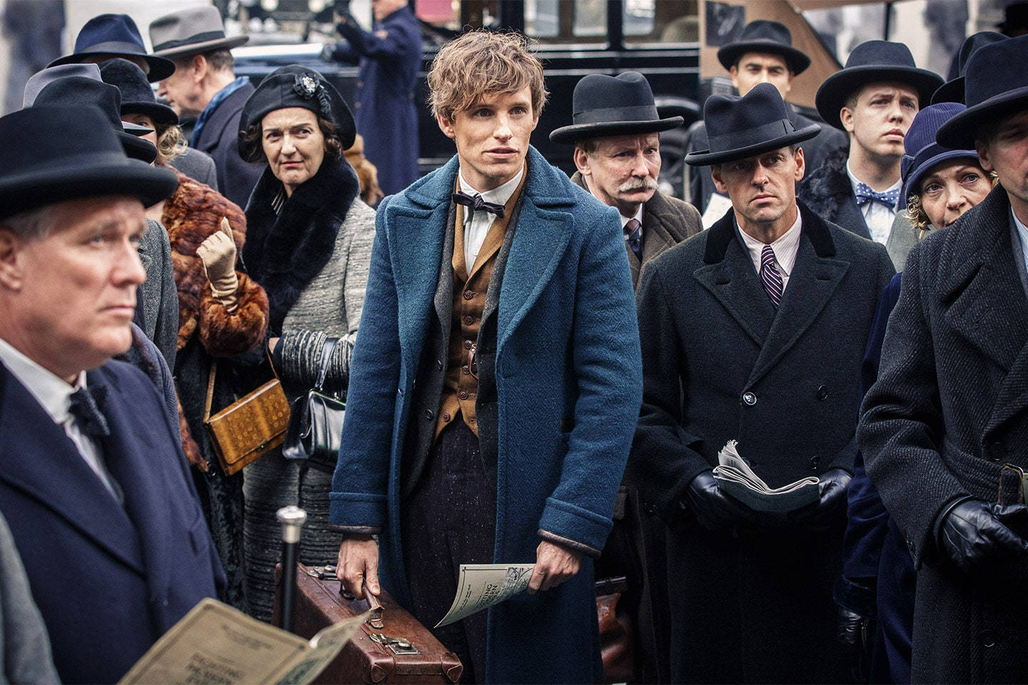 Fantastic Beasts And Where To Find Them Newt Scamander In A Crowd