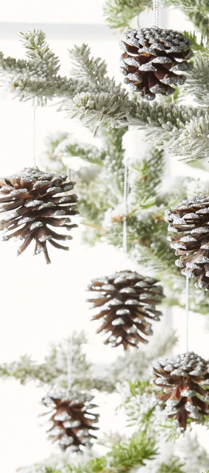 Farmhouse Christmas Tree With Pine Cone Decorations