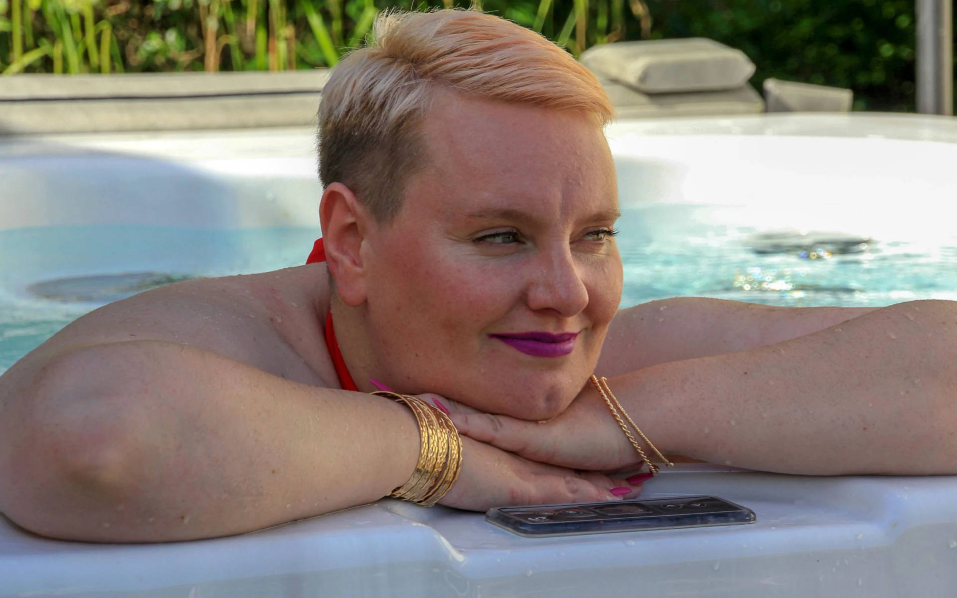 Fat Person In Jacuzzi Background