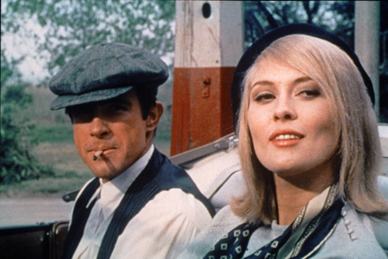 Faye Dunaway As Bonnie Parker With Clyde Barrow