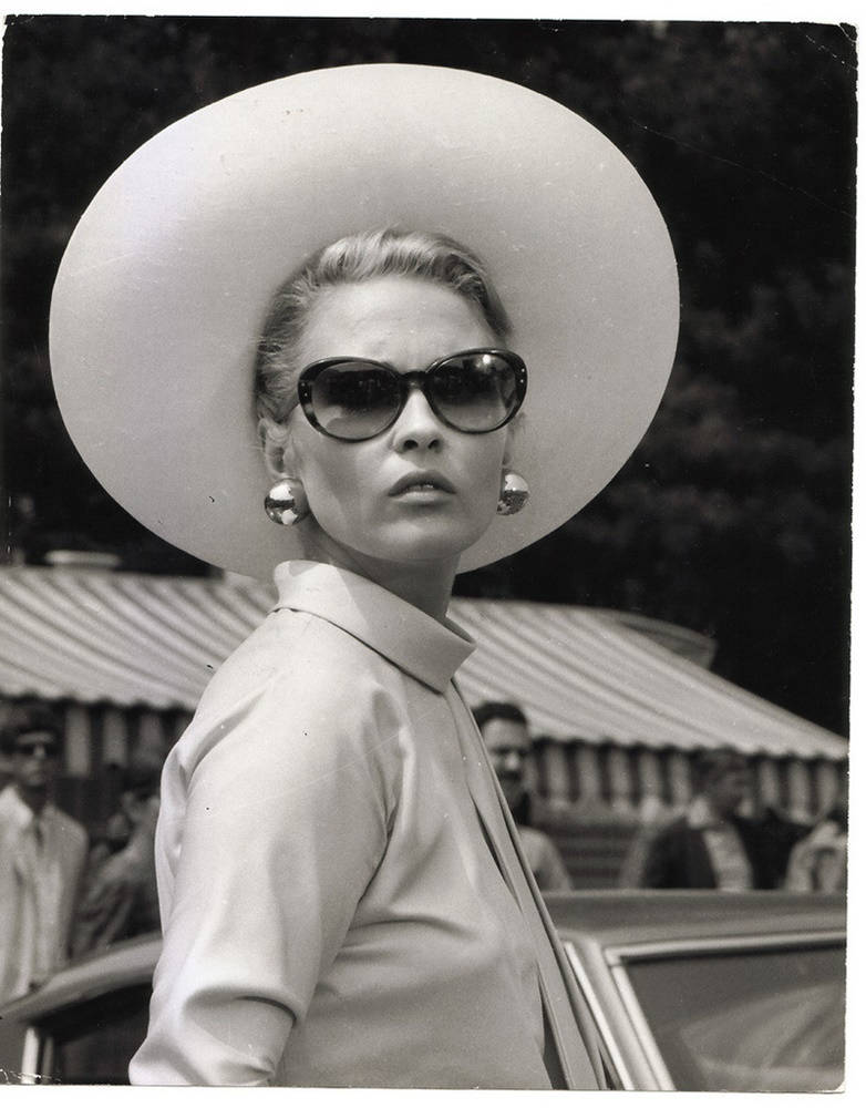 Faye Dunaway In 1999 The Thomas Crown Affair