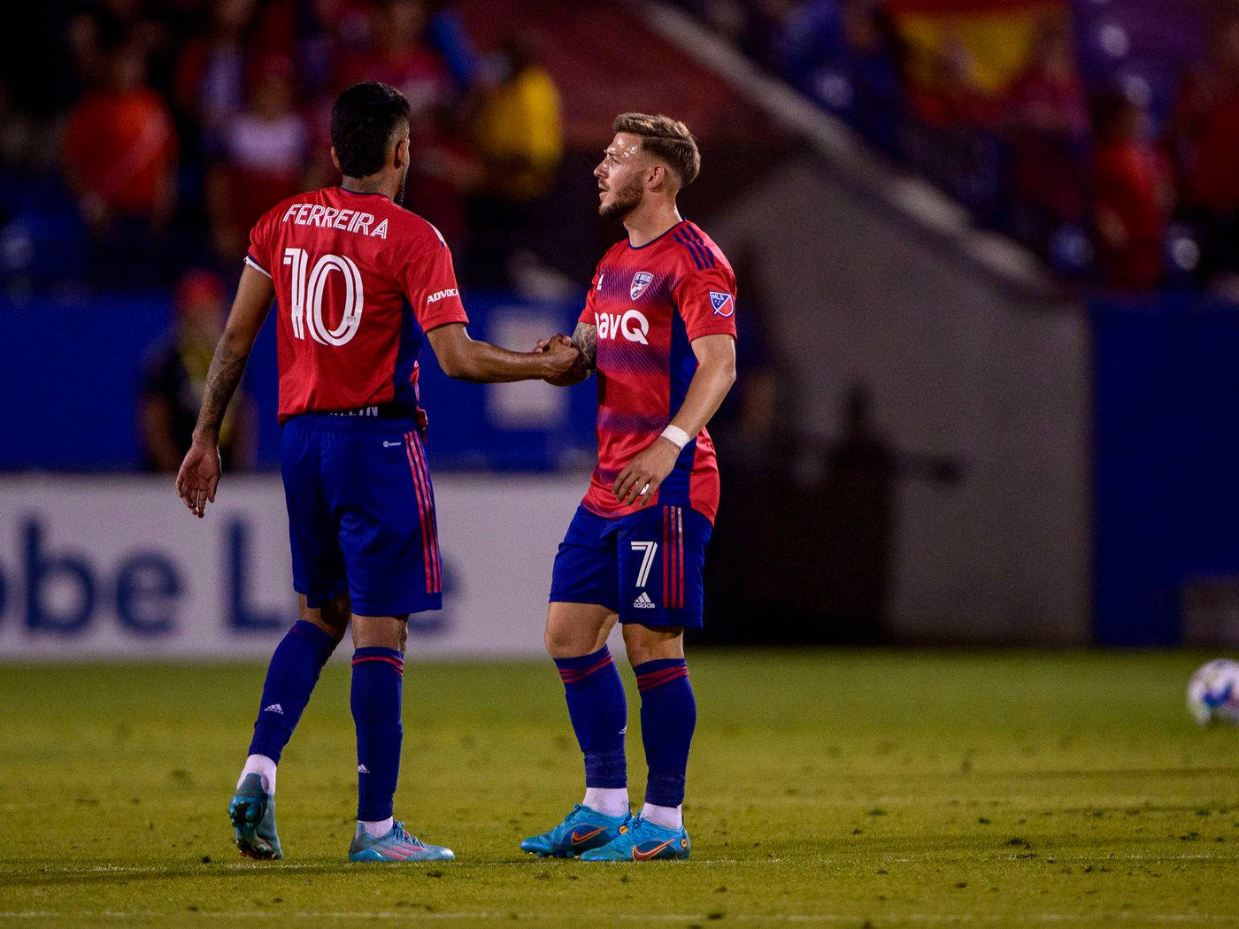 Fc Dallas Paul Arriola Jesus Ferreira Fist Bump