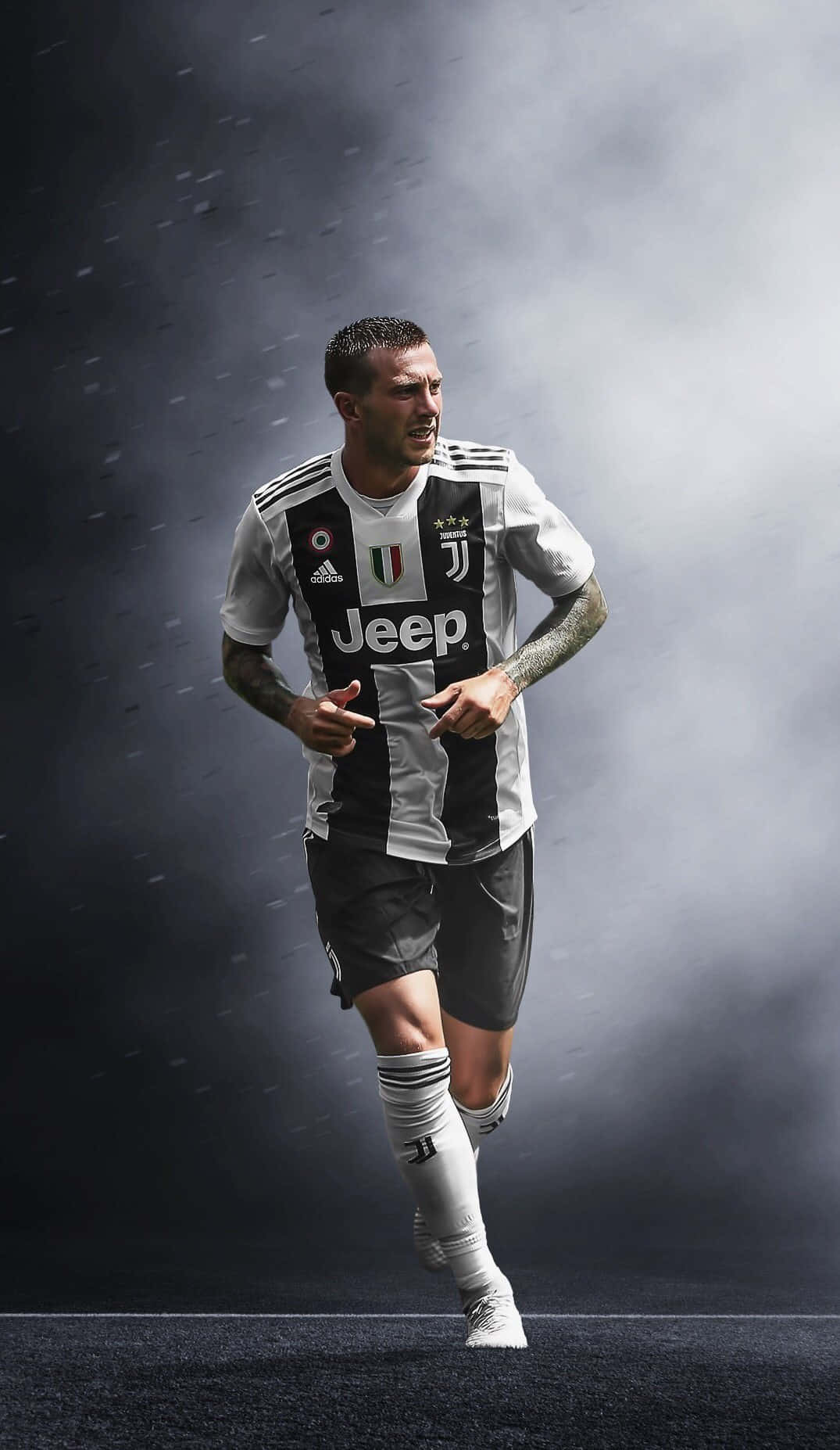 Federico Bernardeschi Jeep Juventus Jersey Background