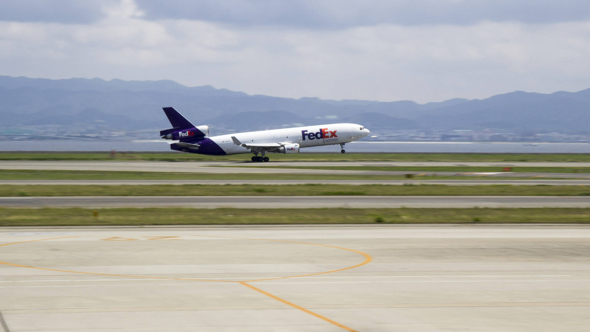 Fedex Cargo Plane Background