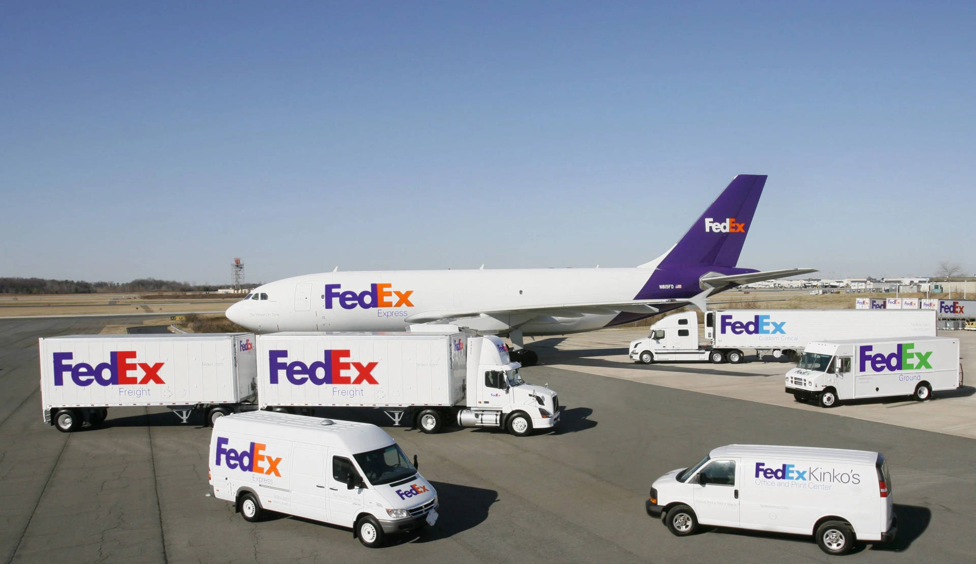 Fedex Express - Delivering Packages Globally Background