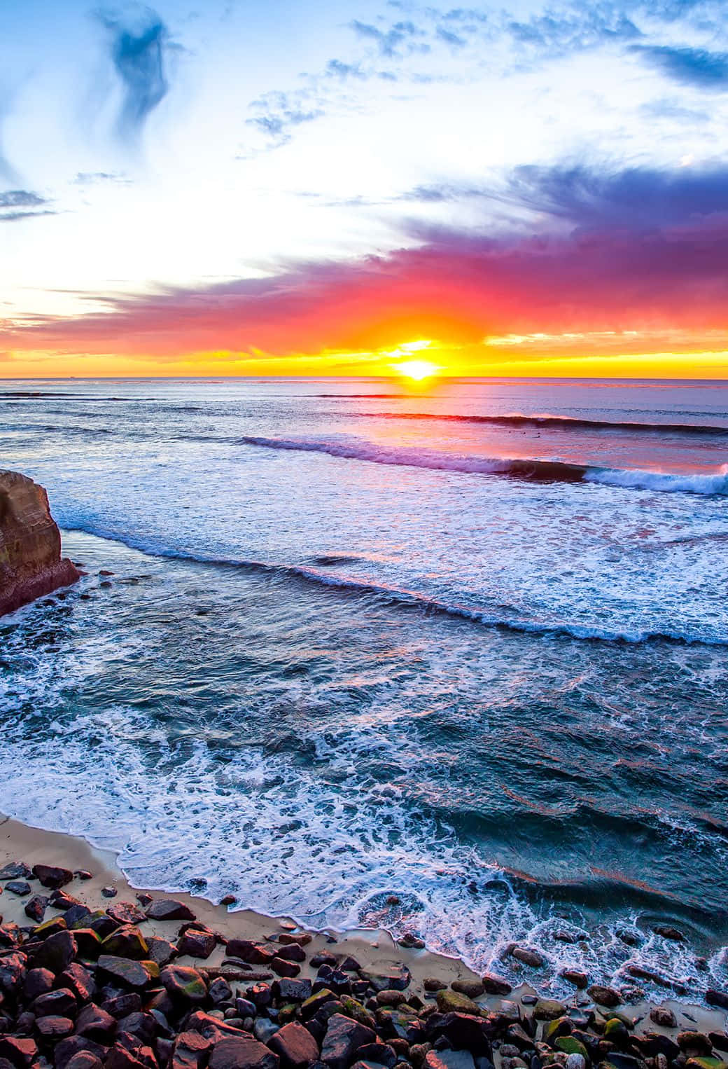 Feel The Beach Vibes With San Diego Iphone Wallpaper Background
