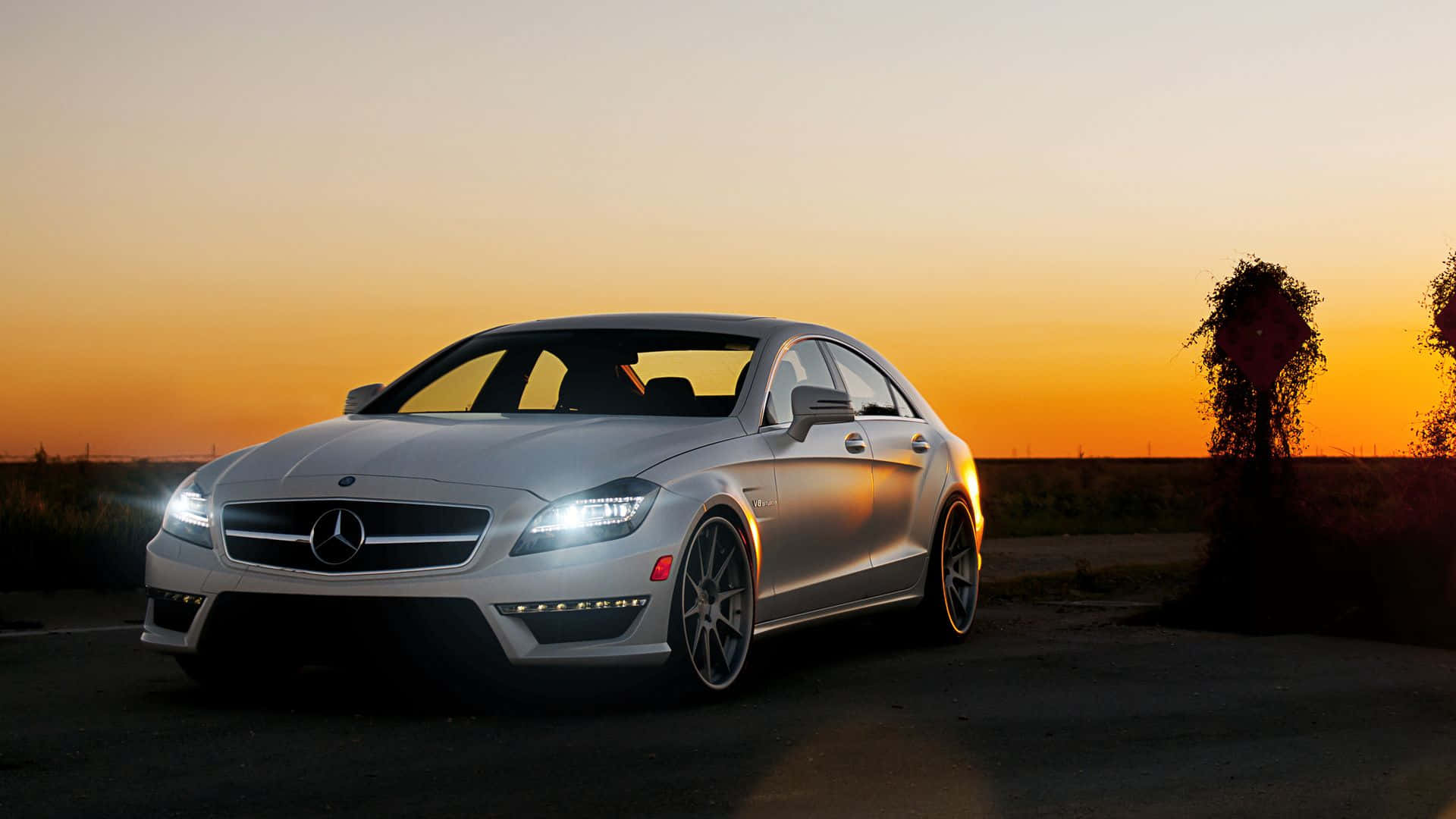Feel The Power Of The Mercedes Benz Background