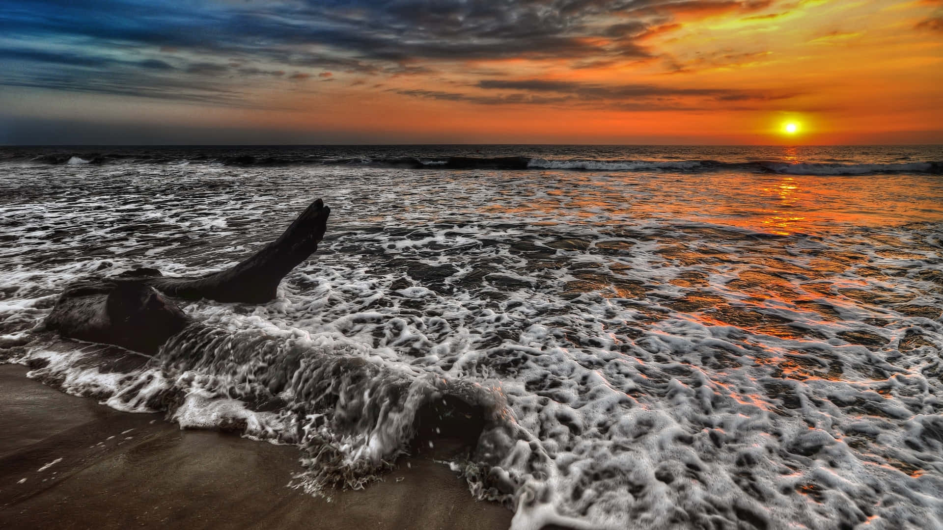 Feel The Warmth Of The Sun's Rays On A Beautiful Day. Background