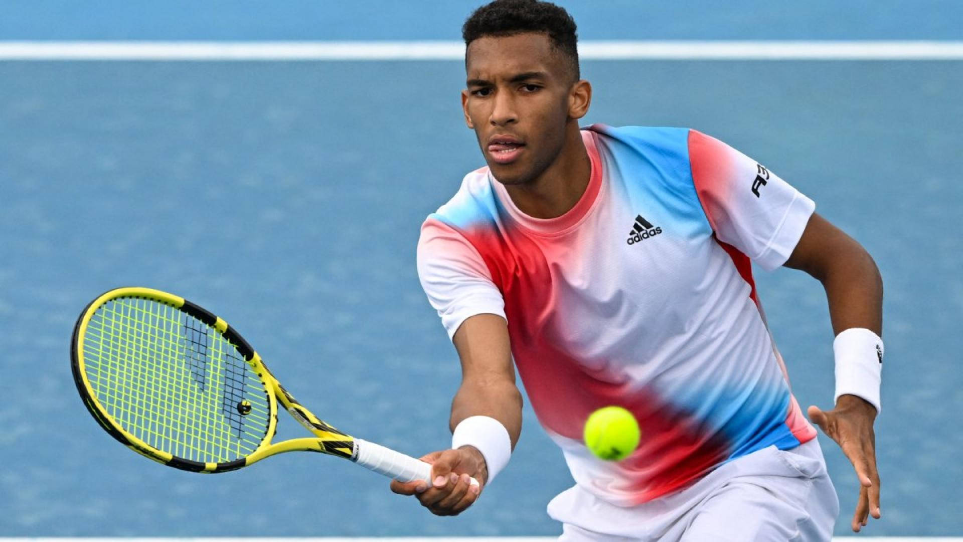 Felix Auger Aliassime Concentrated Expression Background