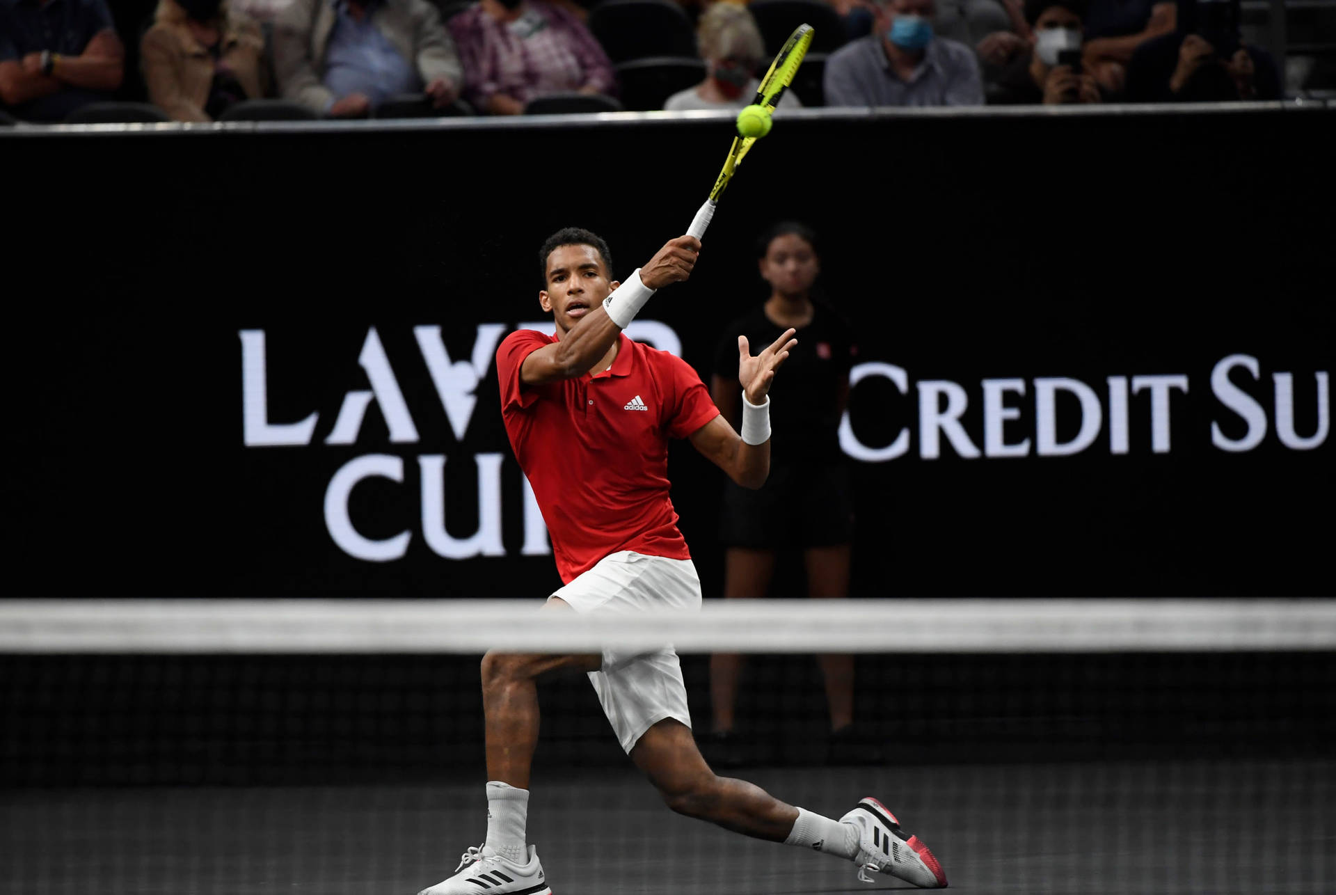 Felix Auger-aliassime In Solid Receive Stance During A Match