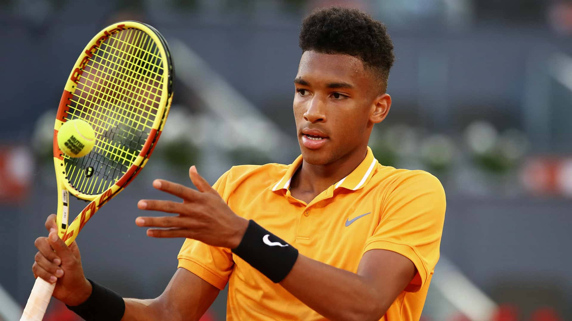 Felix Auger Aliassime Yellow Nike Shirt Background