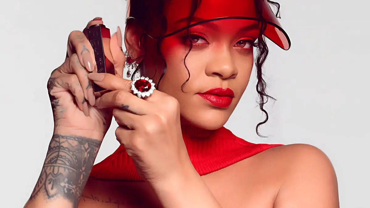 Fenty Rihanna In Red