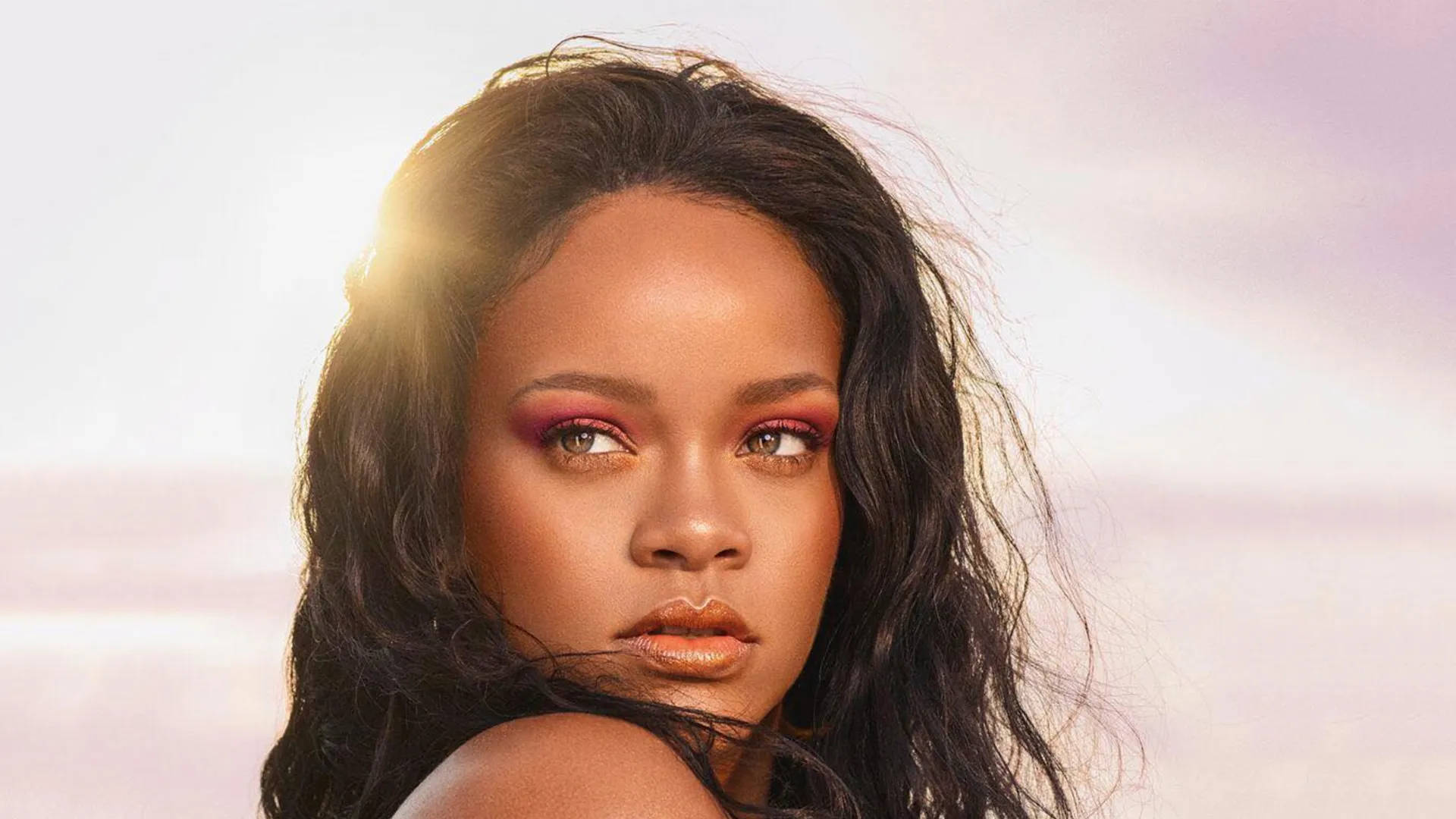 Fenty Rihanna Messy Hair Background